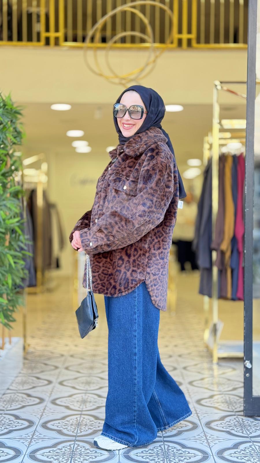 GENİŞ YAKA LEOPAR CEKET