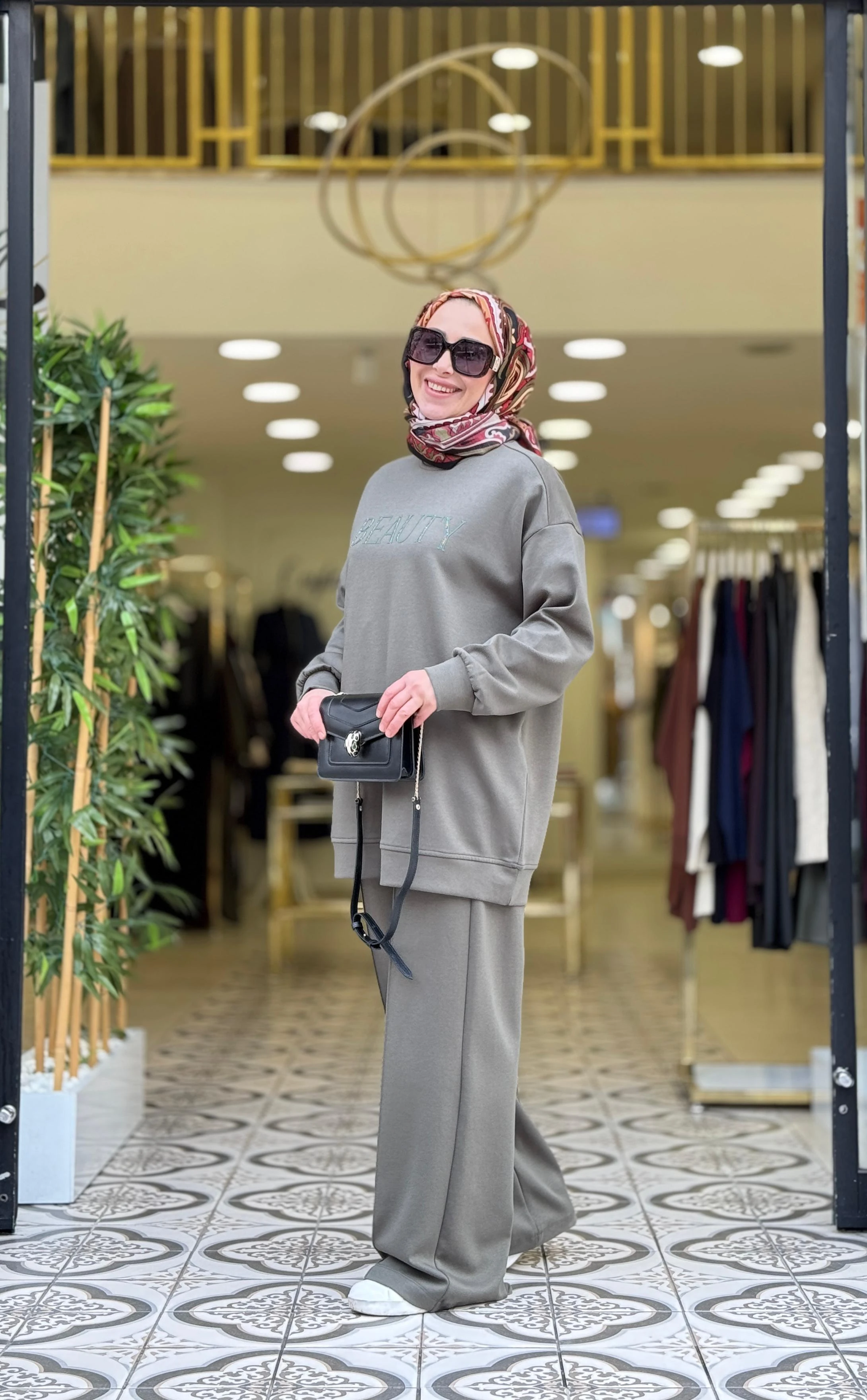 BEAUTY PANTOLONLU TAKIM