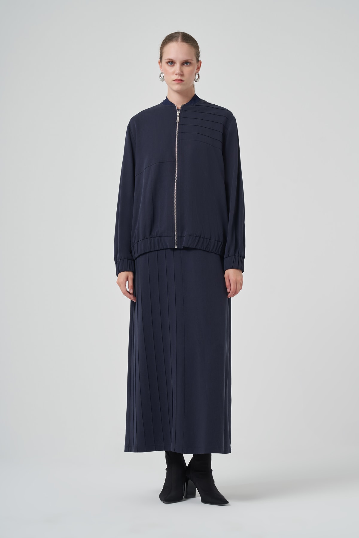 NUSS LİORA BOMBER TAKIM