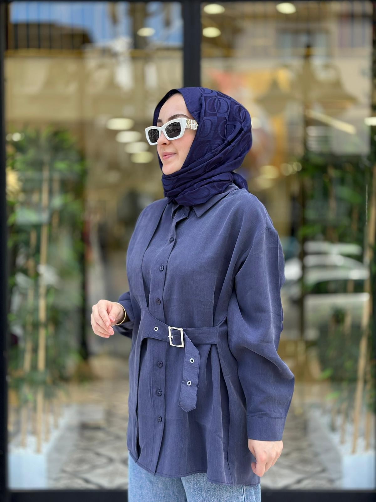 GÜMÜŞ KEMERLİ GÖMLEK - LACİVERT