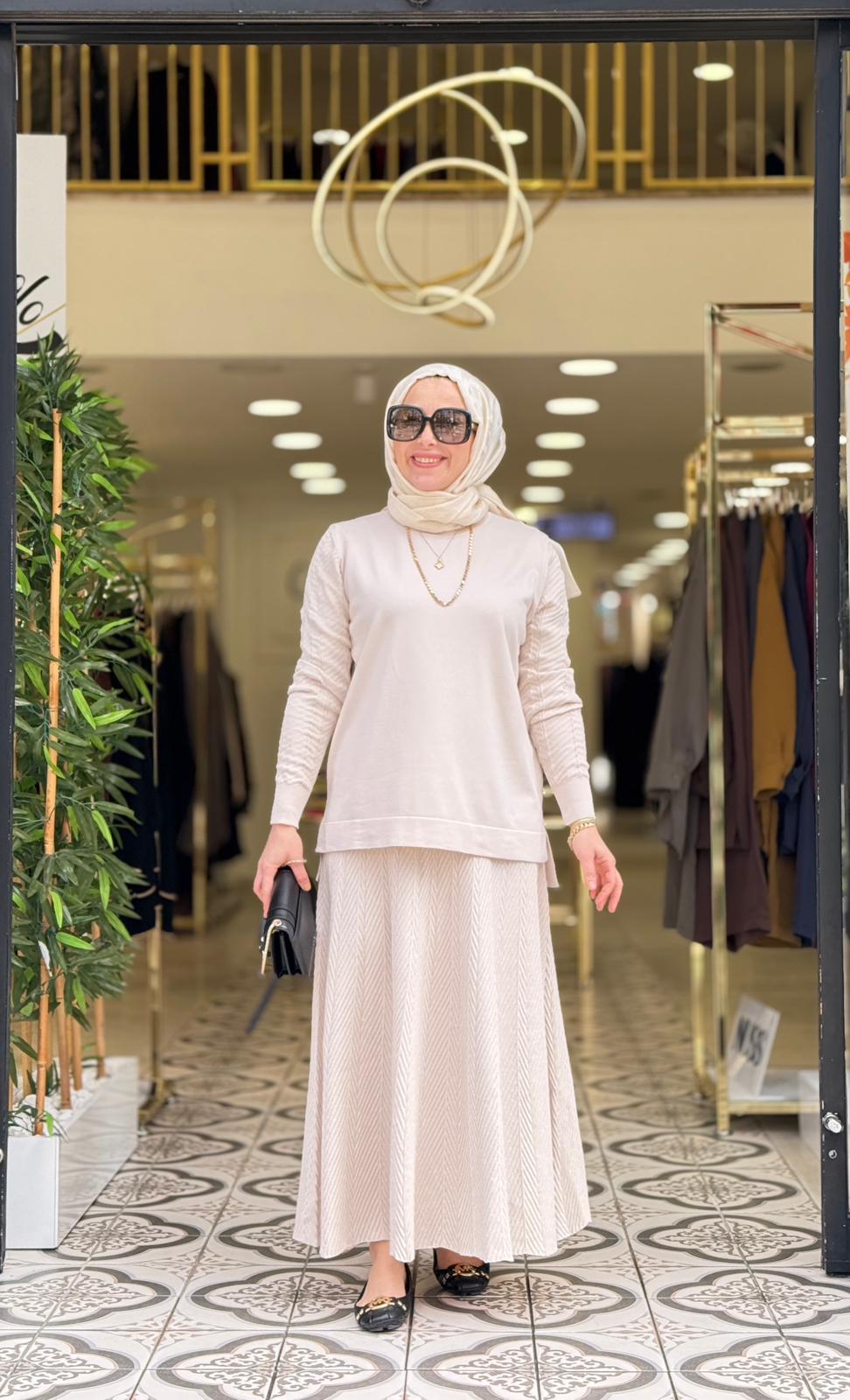 NEHİR ETEKLİ TAKIM - BEJ