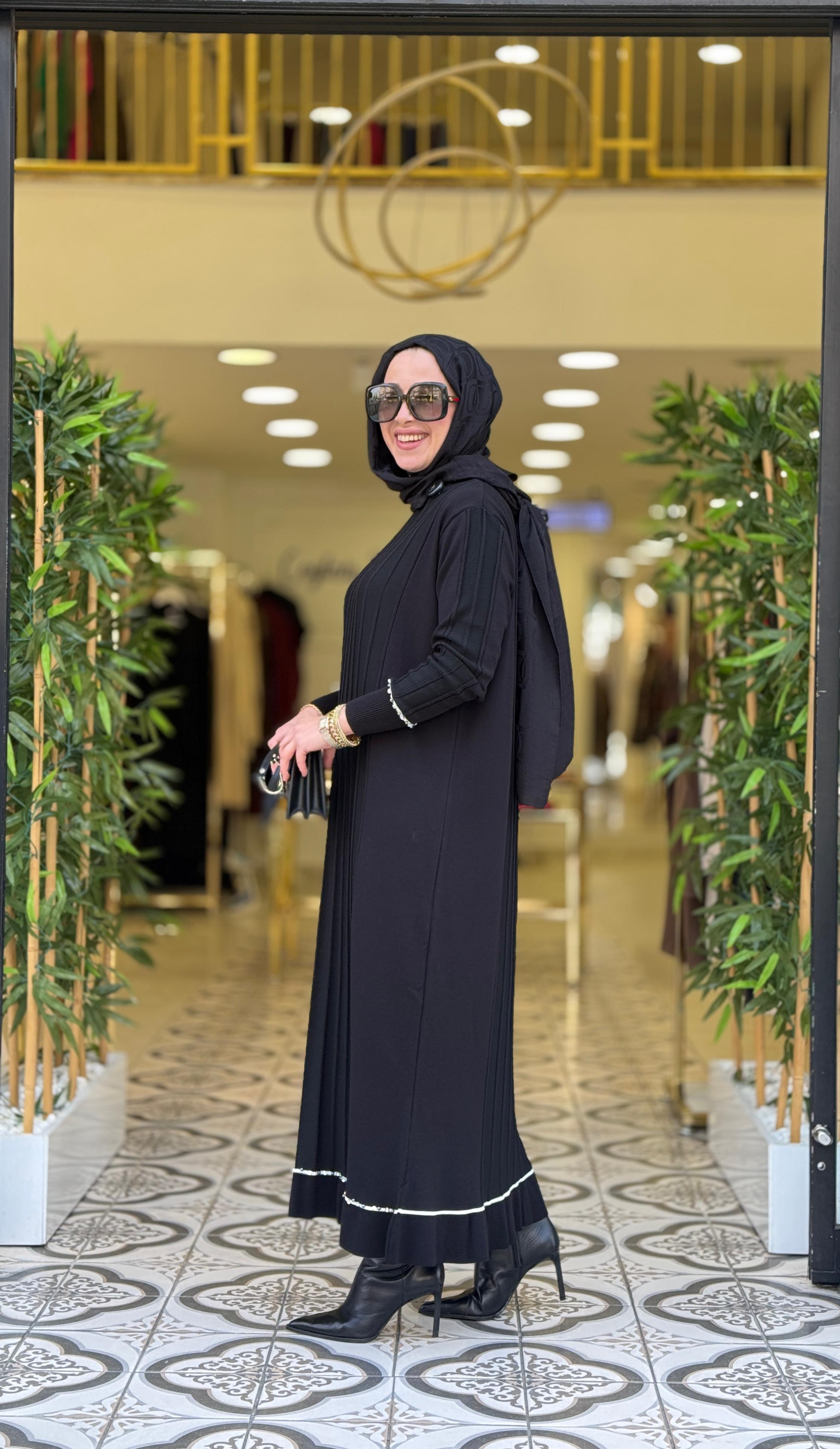 DAVİN UZUN TRİKO ELBİSE - SİYAH