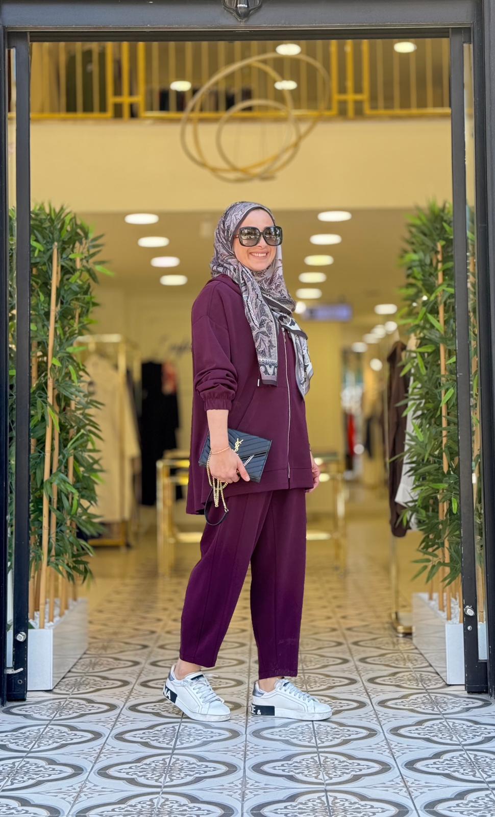 MANU PANTOLONLU TAKIM