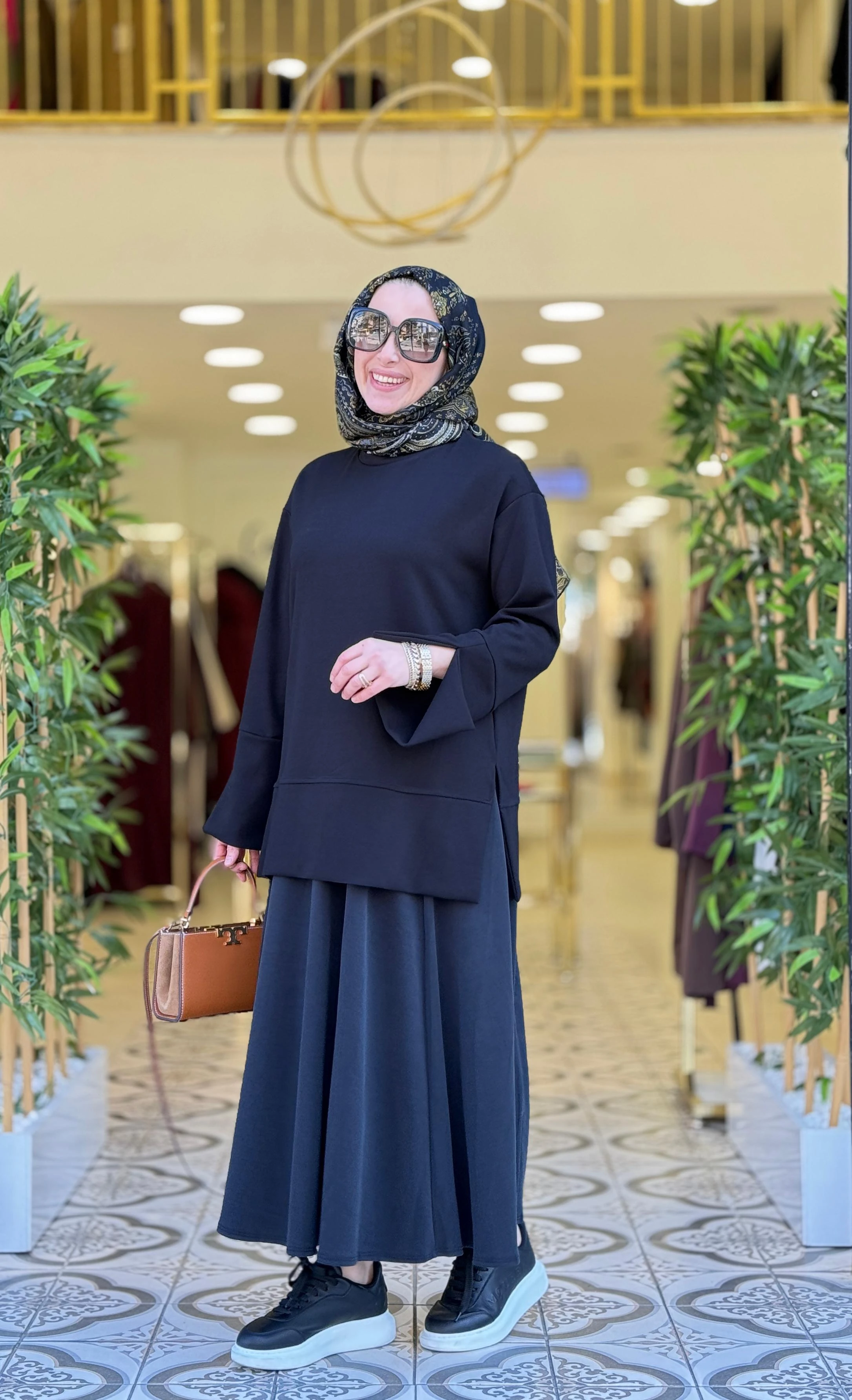 MERAL SWEATSHİRT - SİYAH