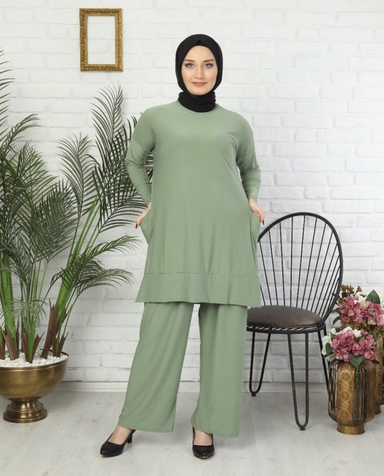 YANLARI CEPLİ TAKIM - ÇAĞLA YEŞİLİ
