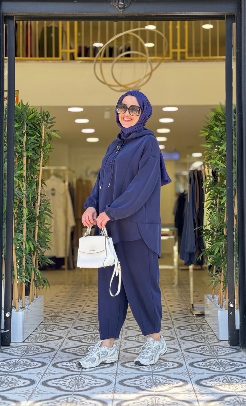 NİOLA PANTOLONLU TAKIM