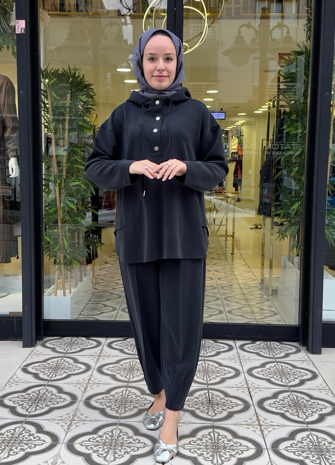 LAÇİNN TAKIM