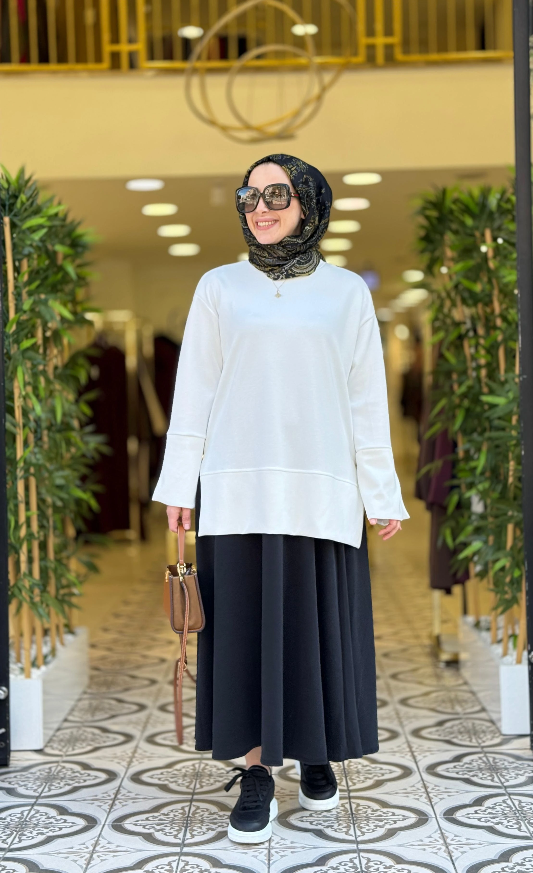 MERAL SWEATSHİRT - BEYAZ