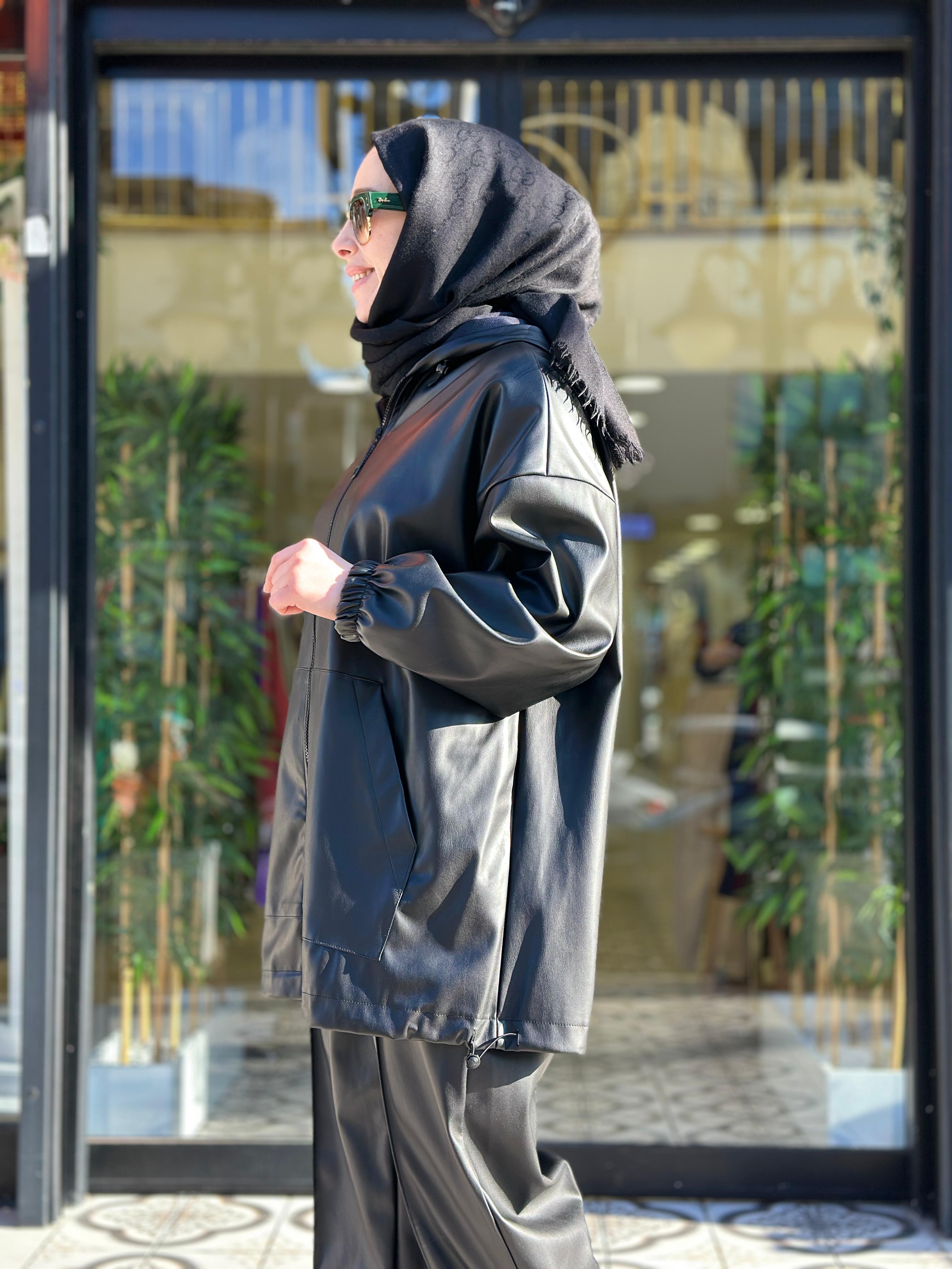 FERMUARLI DERİ BOMBER