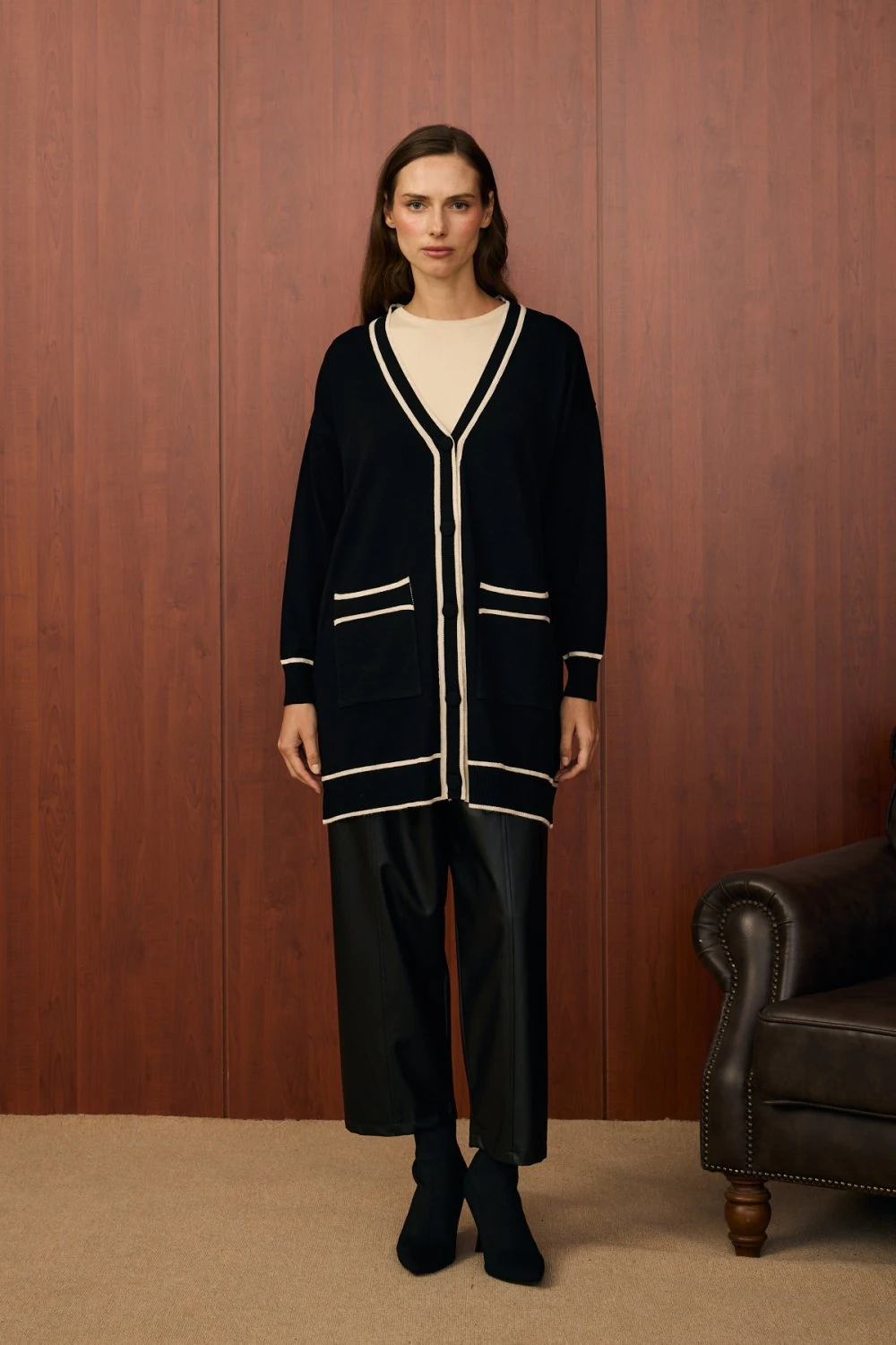 MERWİSH KOLEJ HIRKA - SİYAH