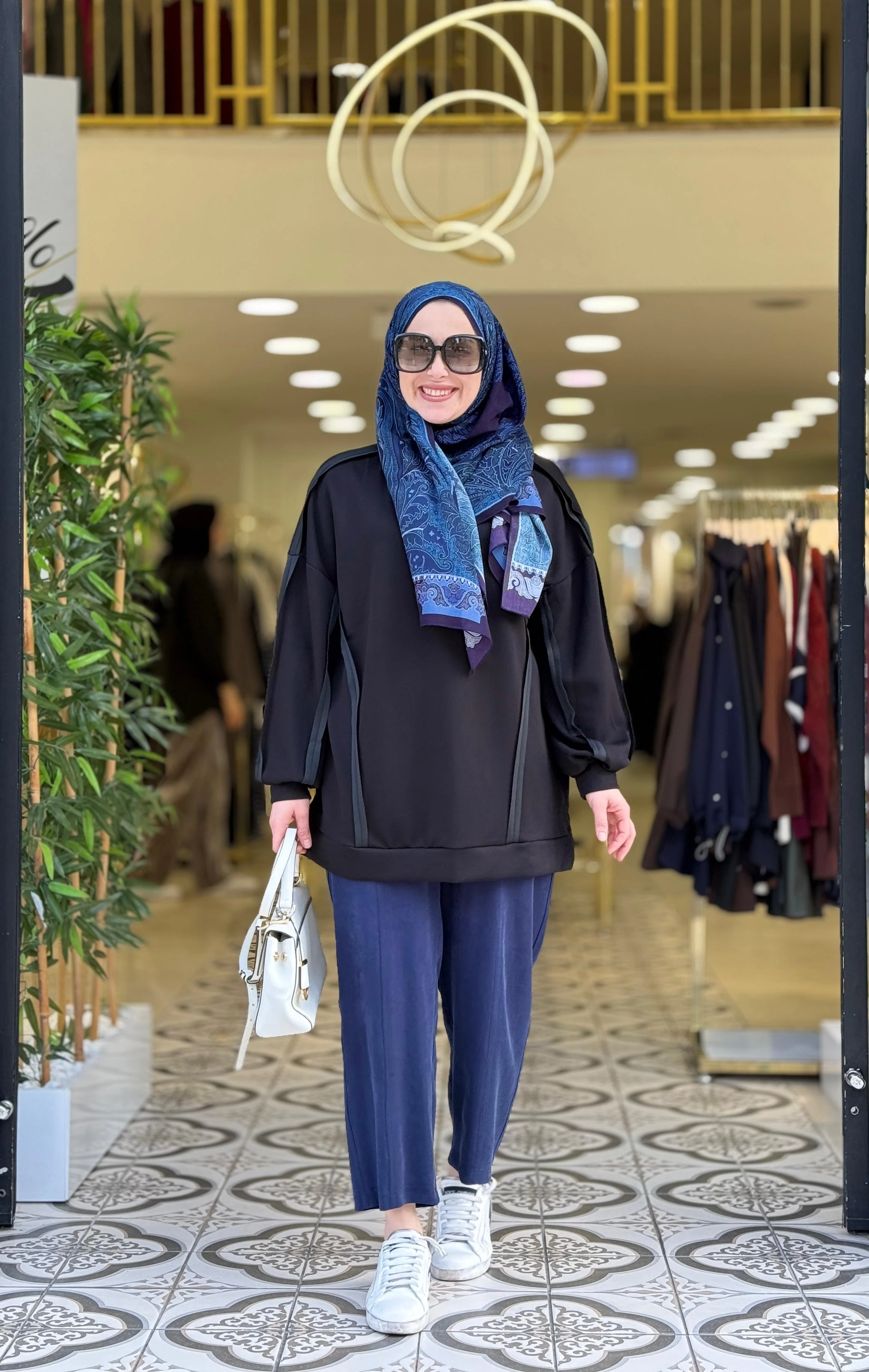 PELİT SWEATSHİRT - SİYAH