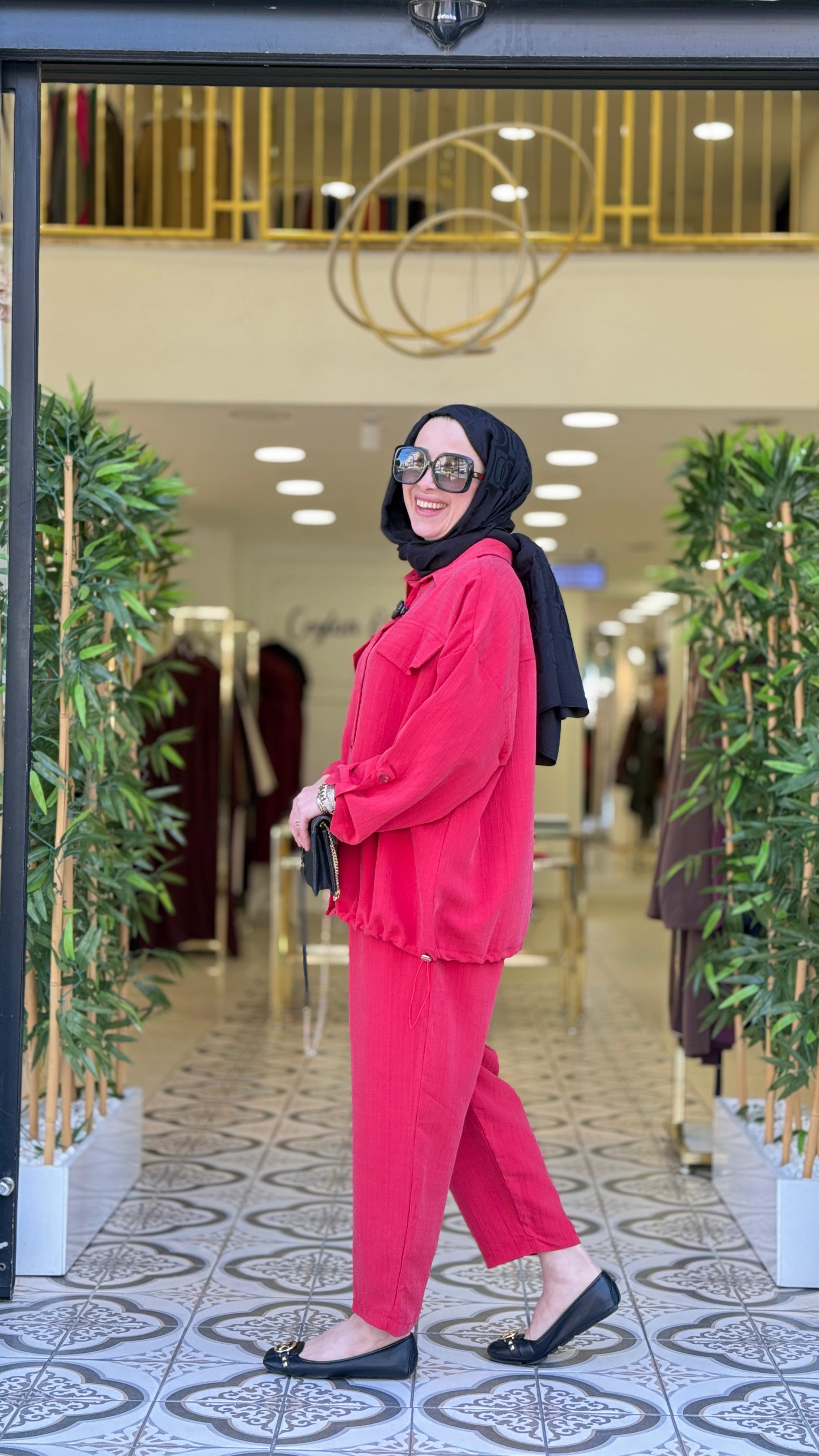 ENNA PANTOLONLU TAKIM