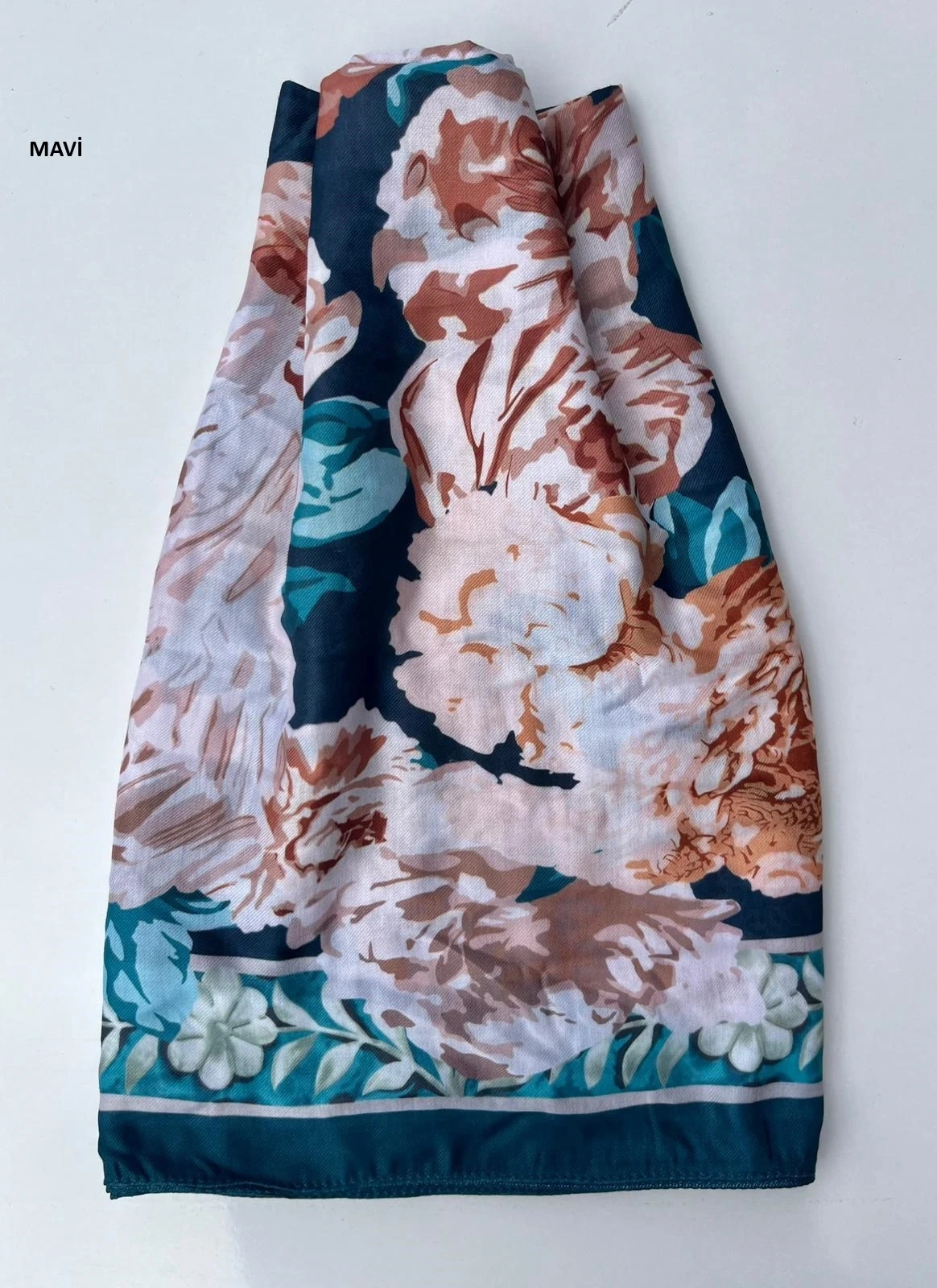 İPEKSEL DESENLİ ŞAL