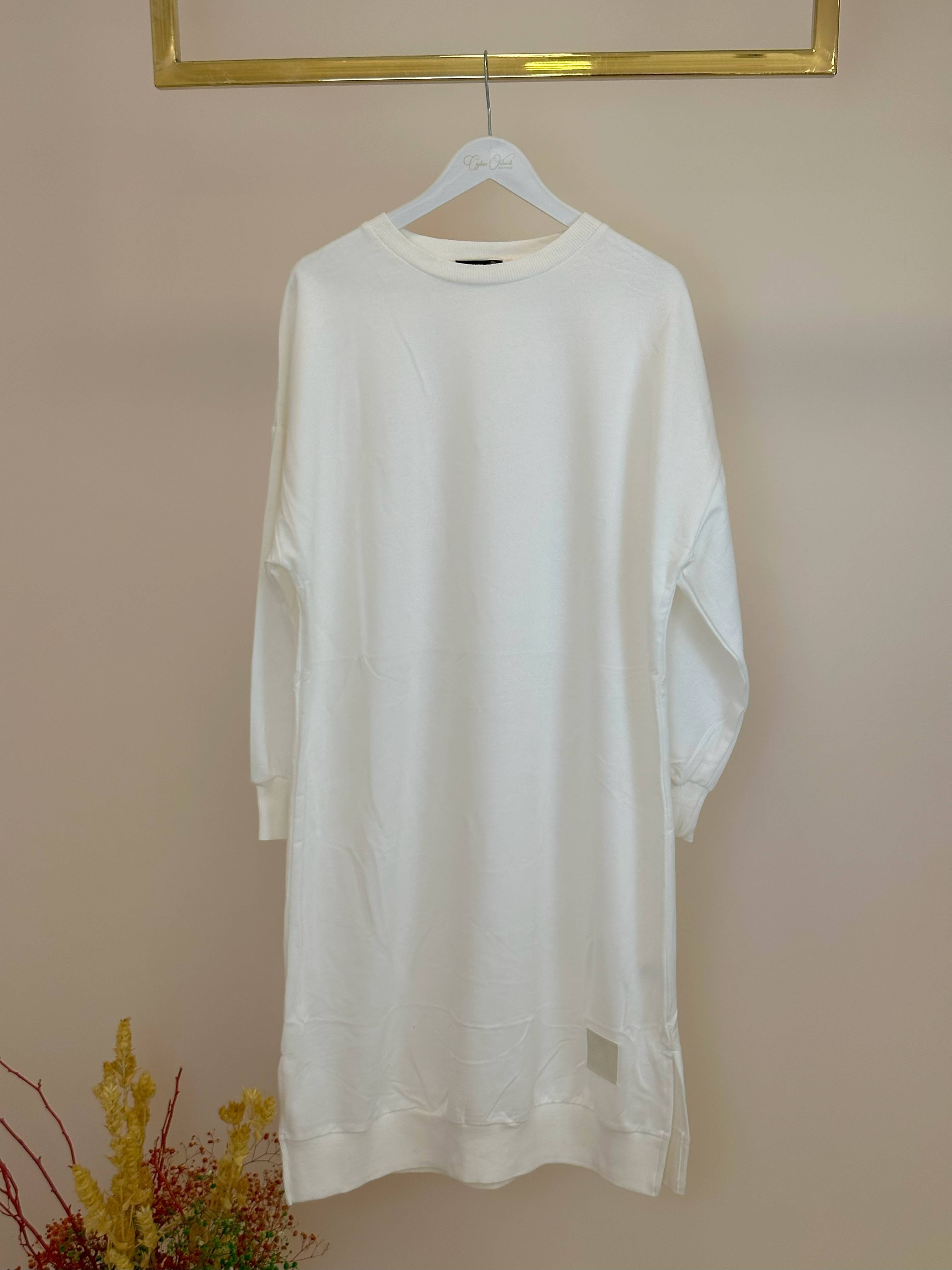BASİC ETİKETLİ UZUN SWEAT