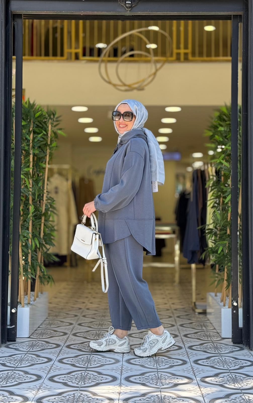 NİOLA PANTOLONLU TAKIM