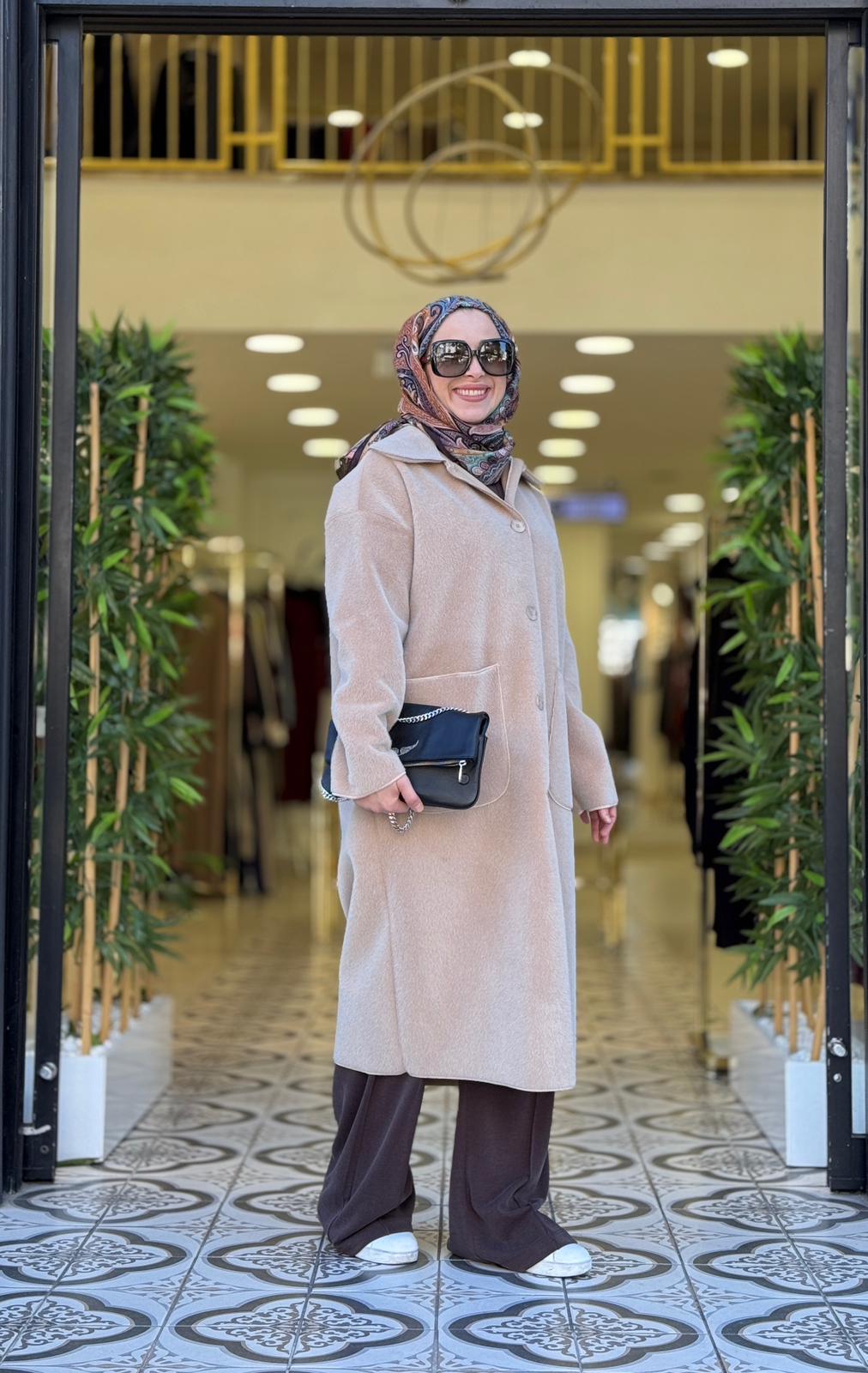 DEVE TÜYÜ OVERSİZE KAP - VİZON