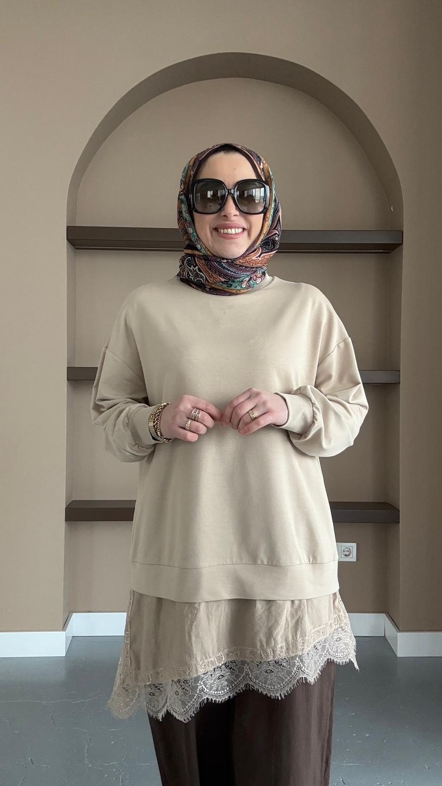 ANNA TUNİK