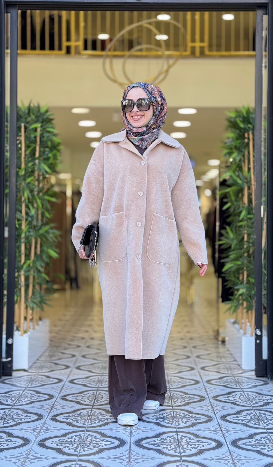 DEVE TÜYÜ OVERSİZE KAP - VİZON