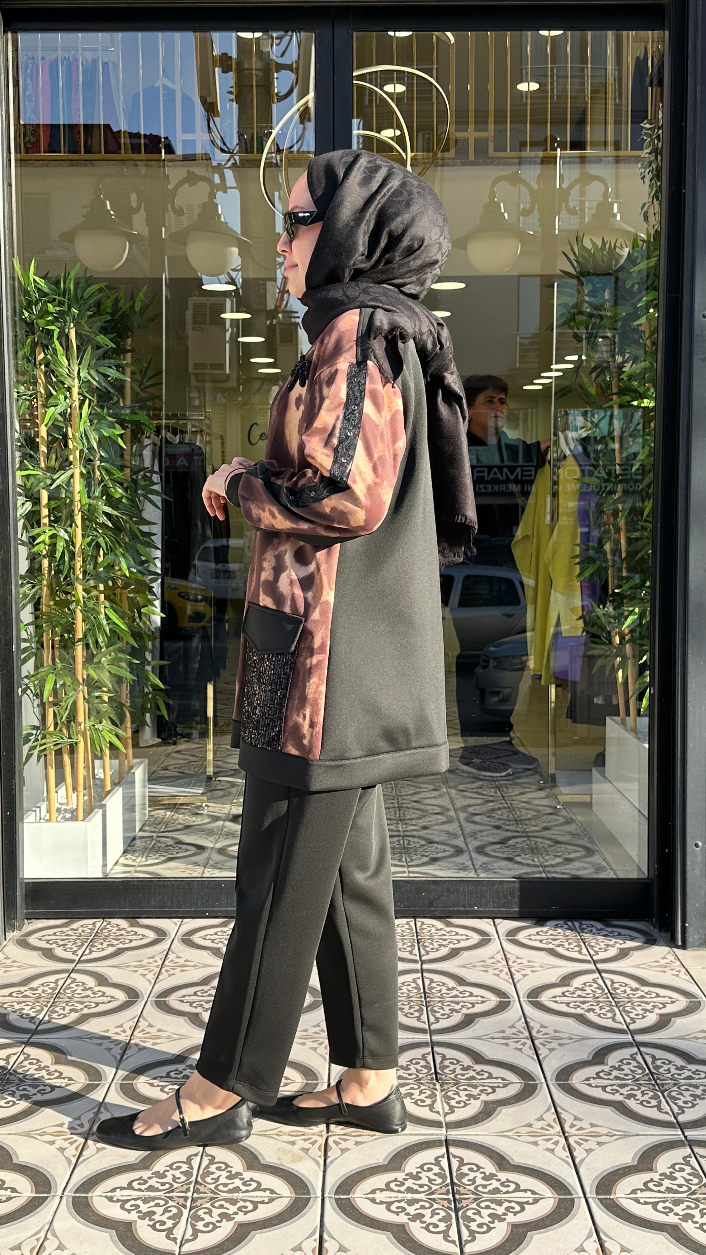 LEOPAR İŞLEMELİ TAKIM