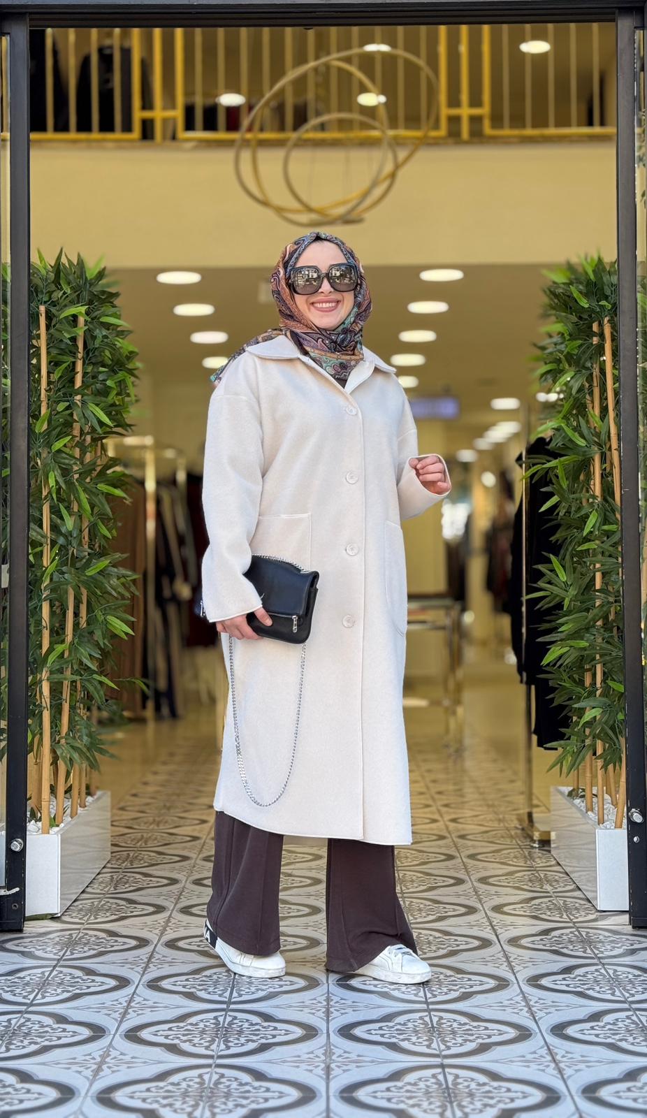 DEVE TÜYÜ OVERSİZE KAP - BEJ