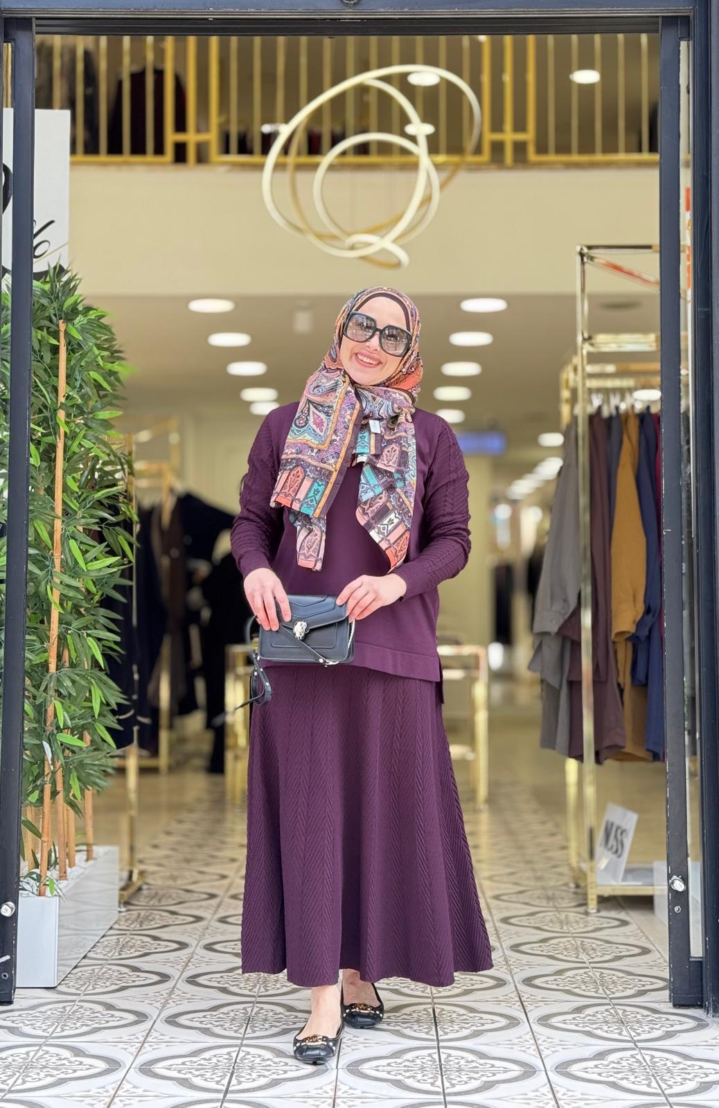 NEHİR ETEKLİ TAKIM - MÜRDÜN