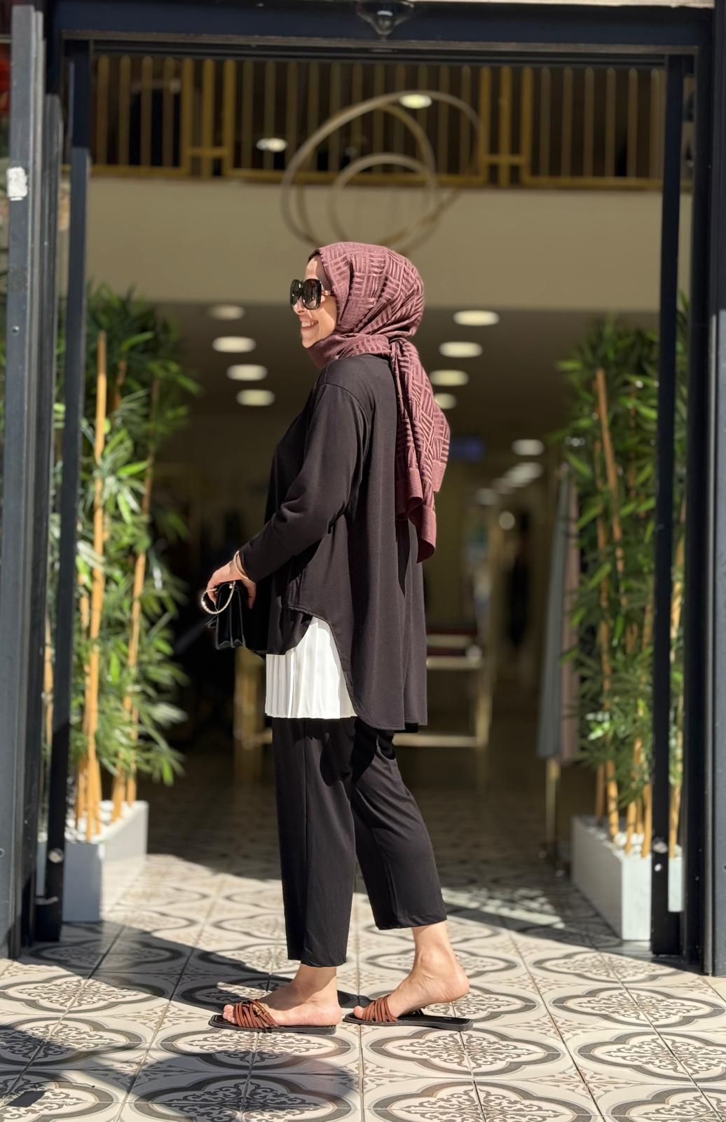 ÜLKER PANTOLONLU TAKIM