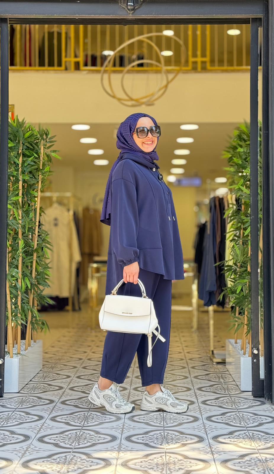 NİOLA PANTOLONLU TAKIM