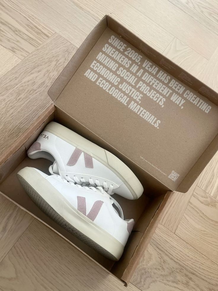Veja Compo Leather Beyaz Pembe