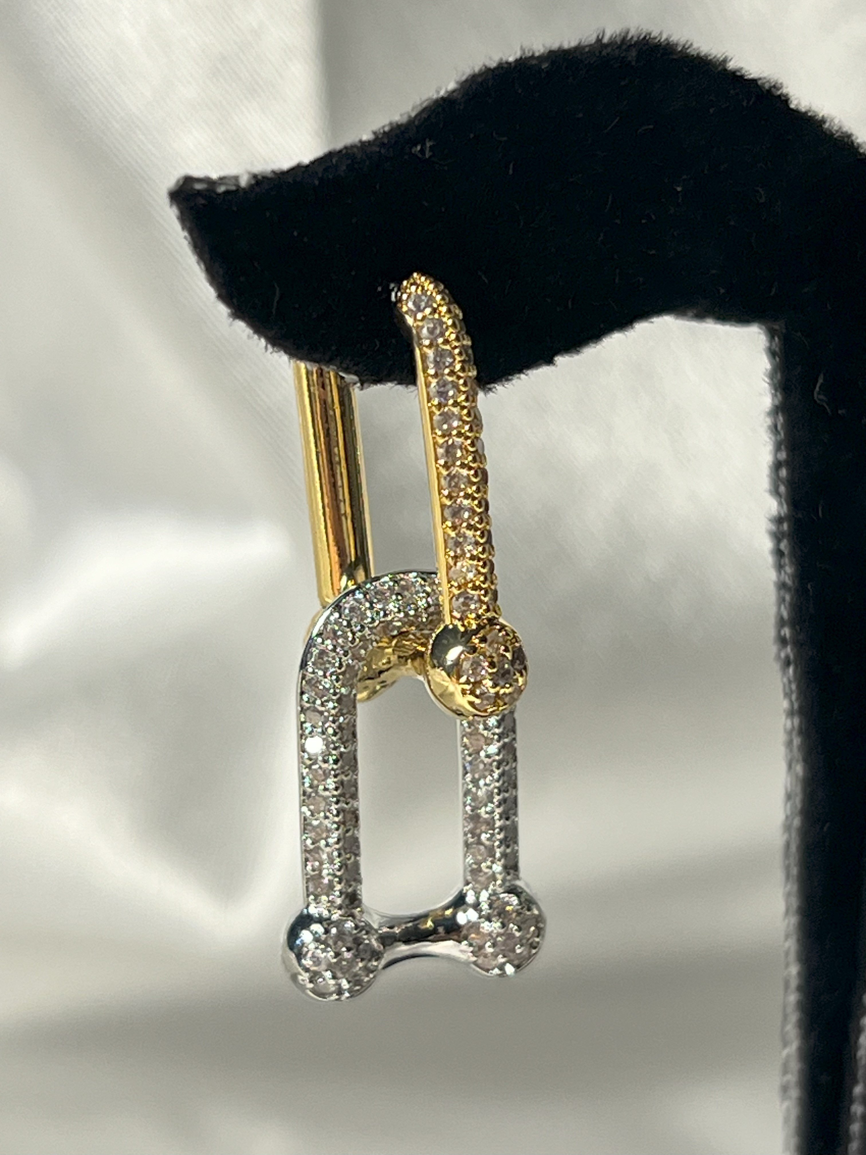 TAŞLI GOLD\SILVER TIFFANY MODEL KÜPE