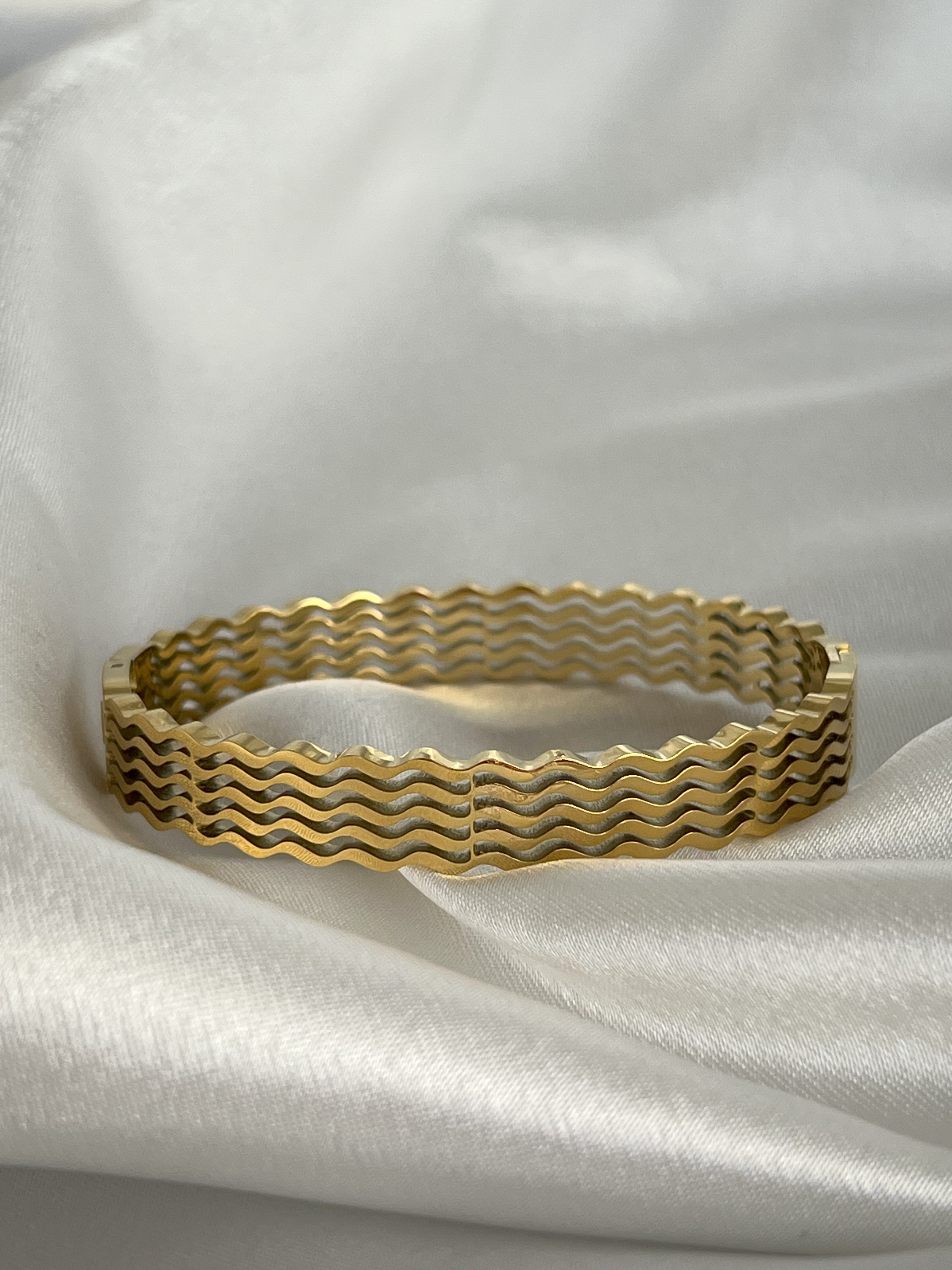 DALGA MODEL KELEPÇE