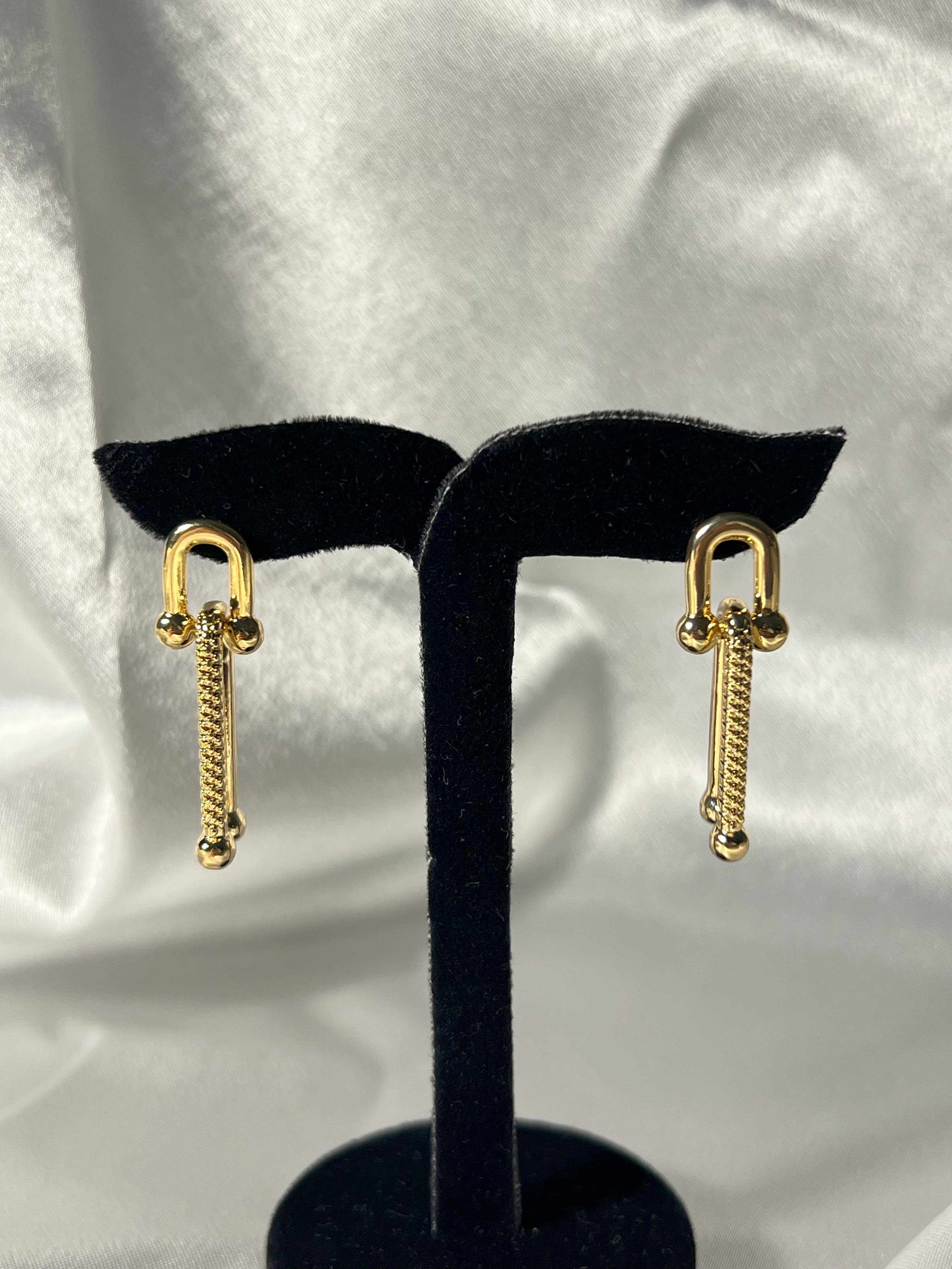 DESENLİ TIFFANY MODEL KÜPE