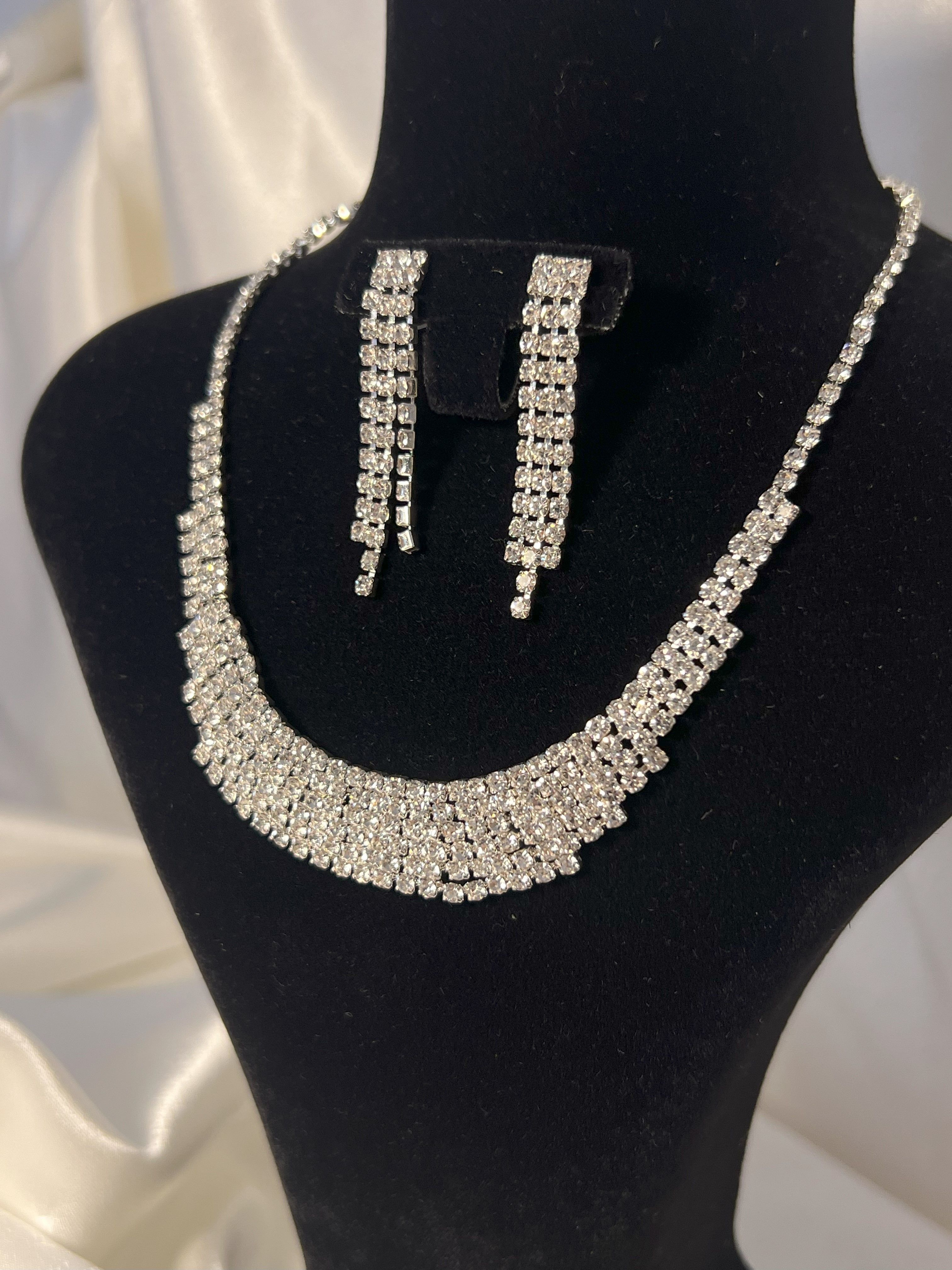 ZİRKON KOLYE KÜPE SET