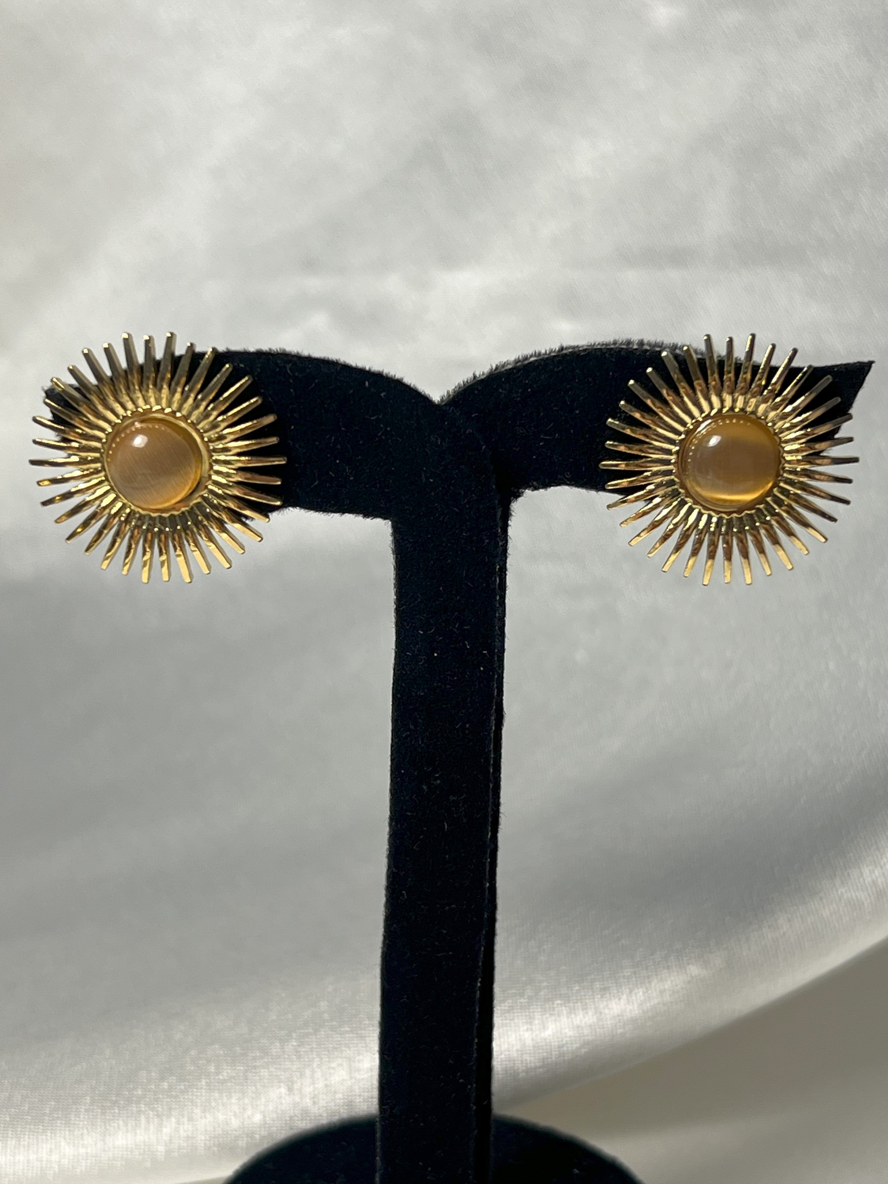 GÜNEŞ MODEL KÜPE