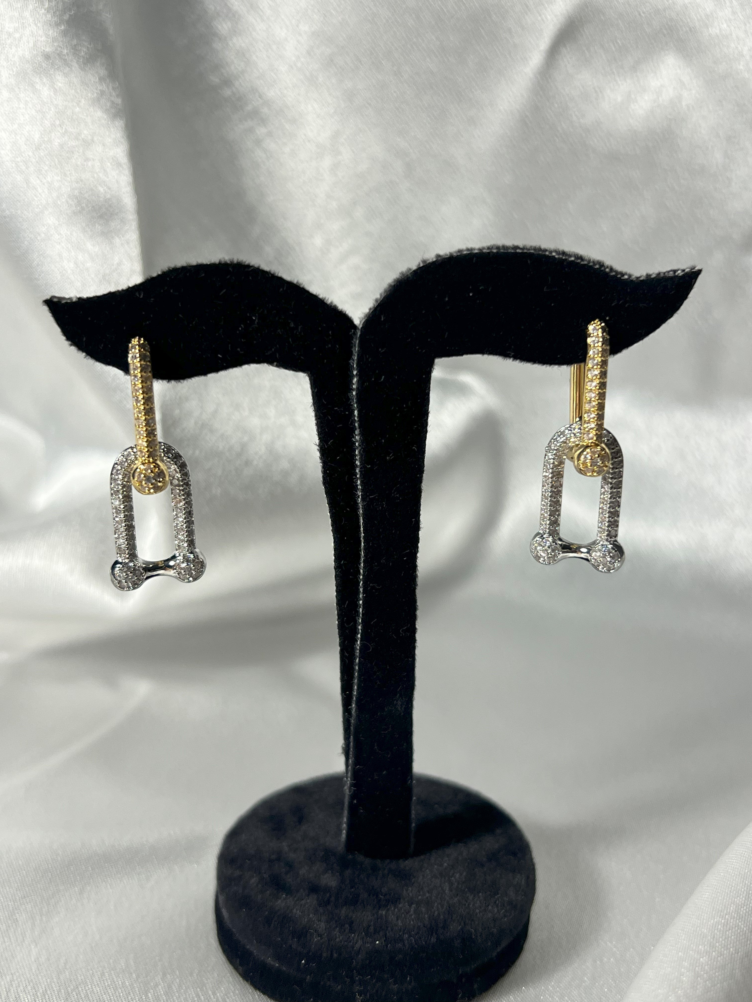TAŞLI GOLD\SILVER TIFFANY MODEL KÜPE