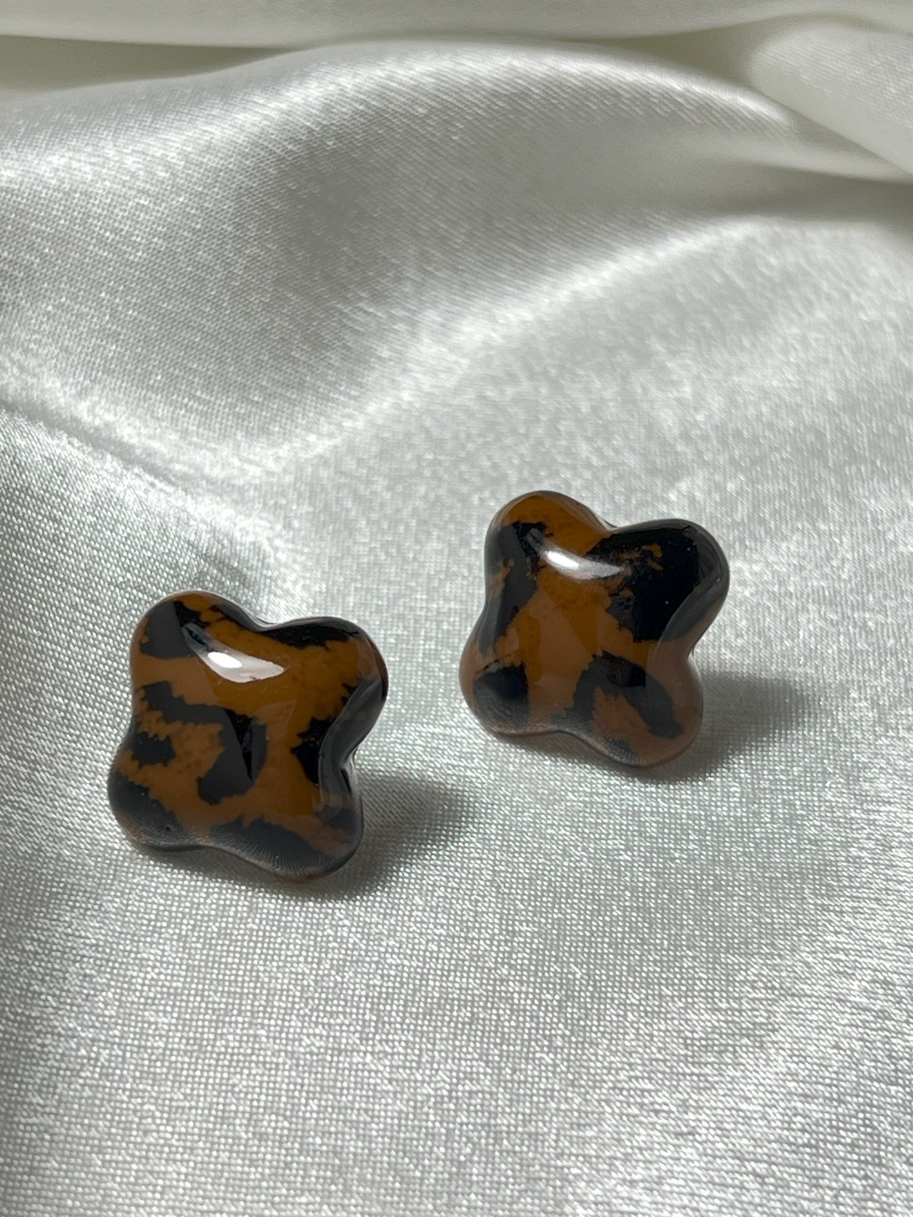 LEOPAR DESENLİ KÜPE