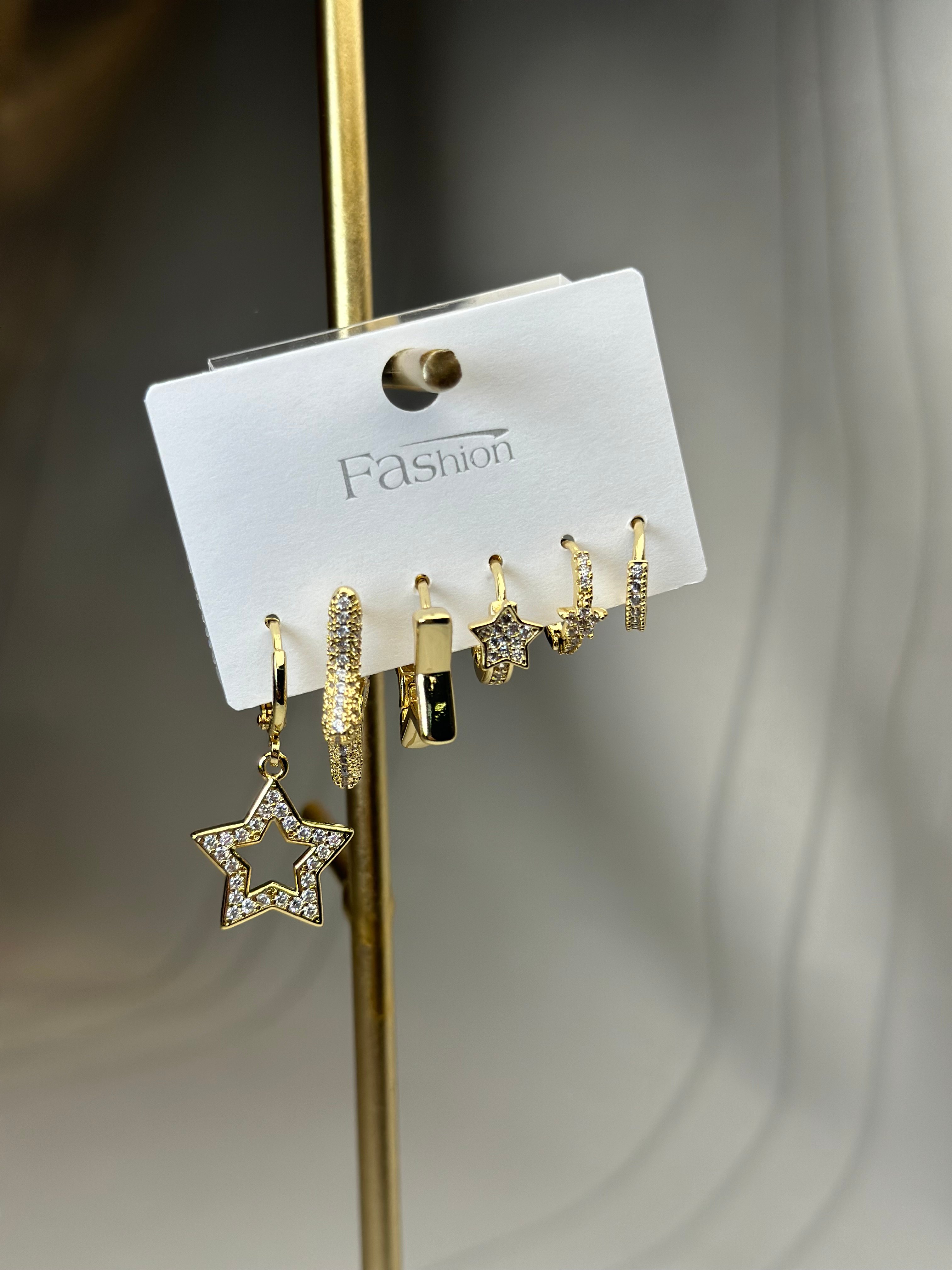 Özel Seri Gold Renk Yıldız Altılı Set Küpe