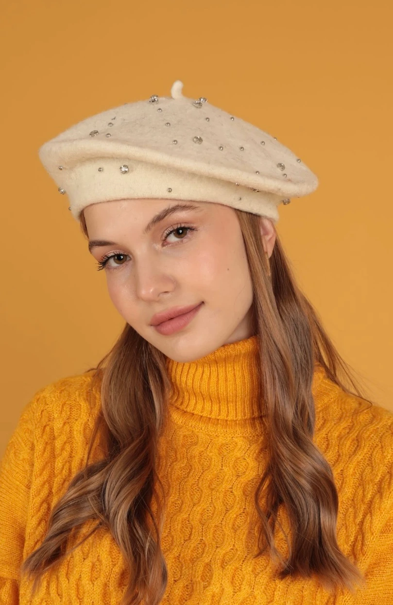 Ekru Taşlı Ressam Bere