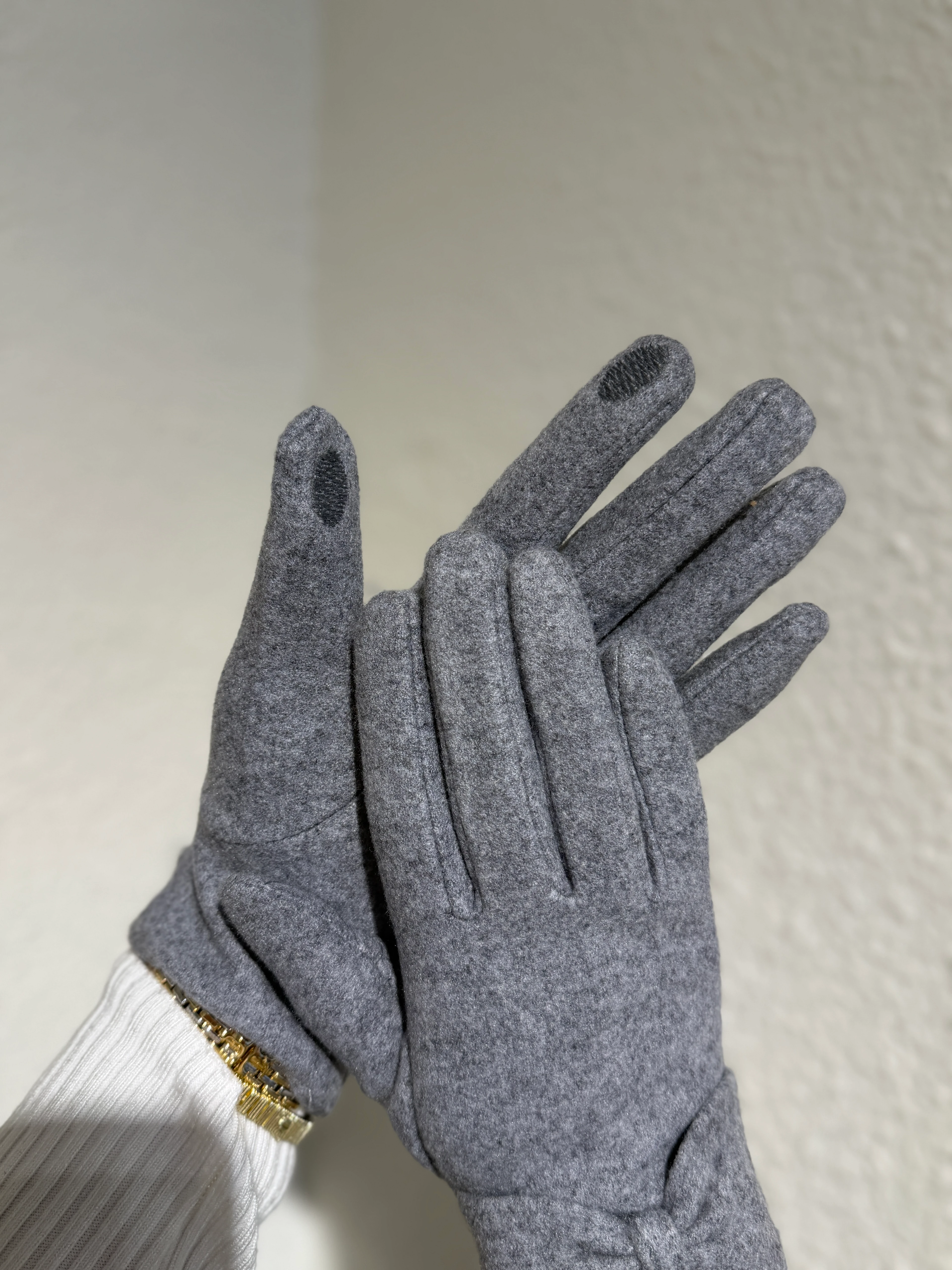 Fiyonklu Gri Eldiven