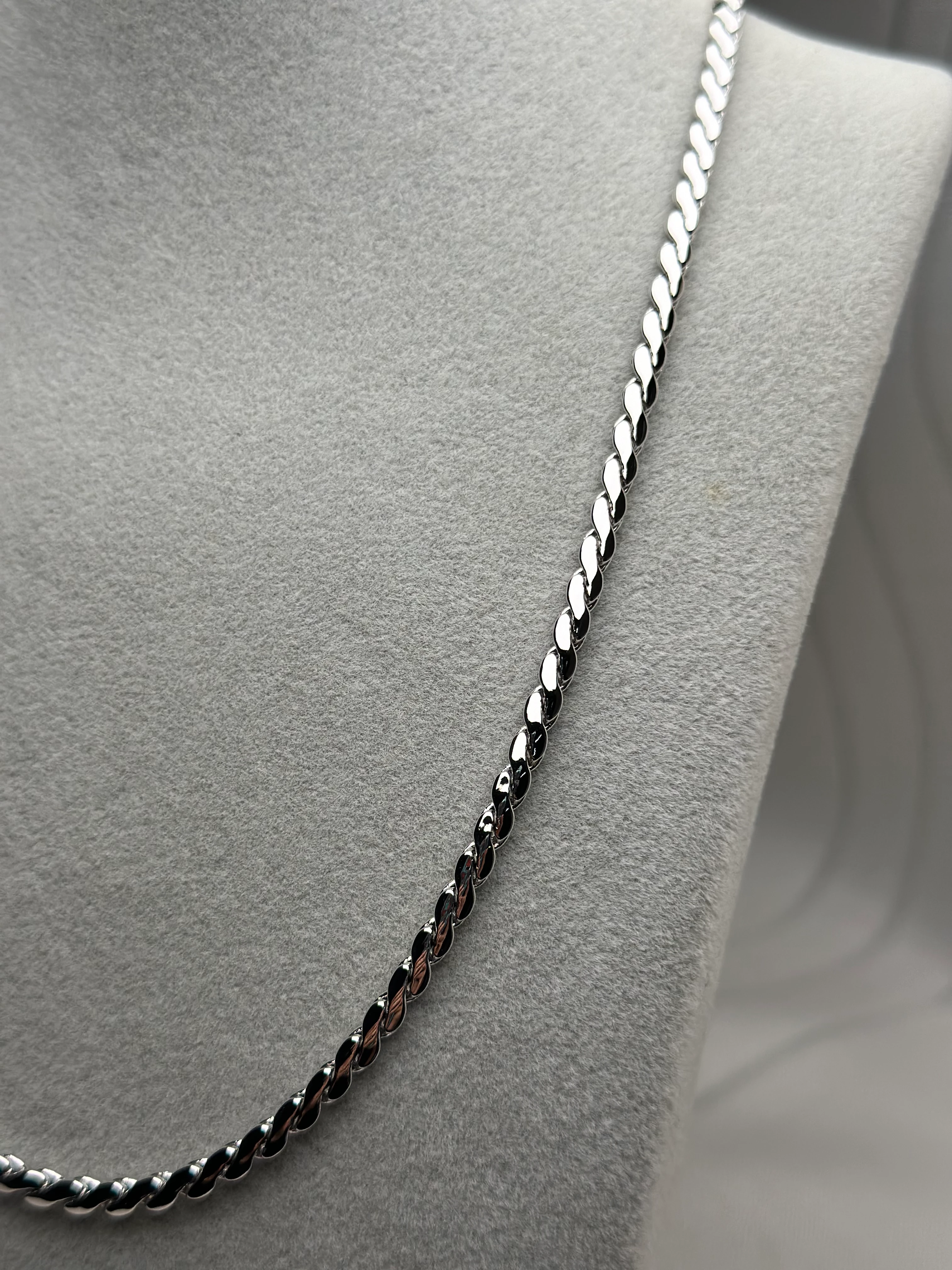 Xuping Gümüş Renk S Kolye 50cm 