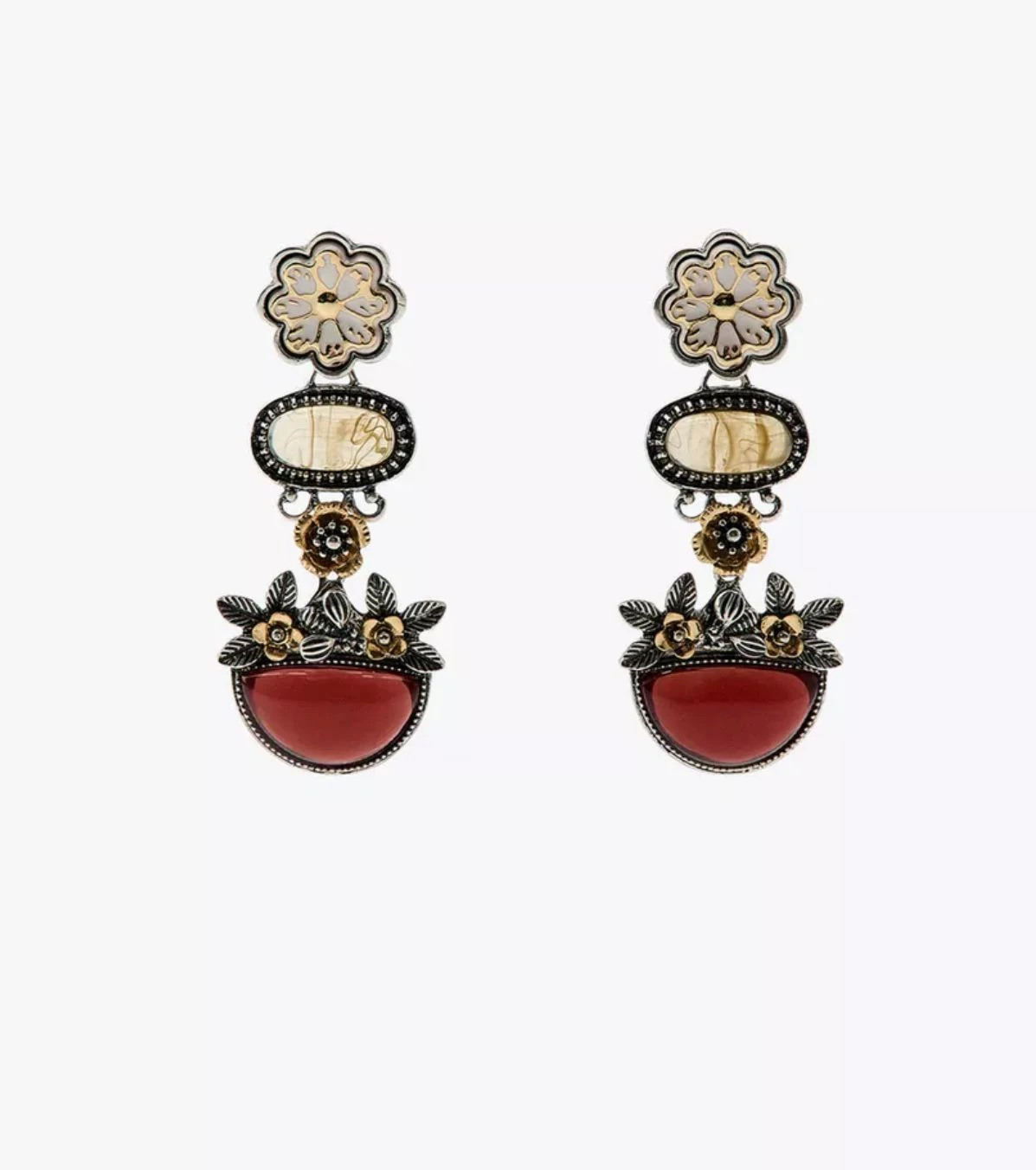 Marka Model Bordo Renk Çiçek Küpe