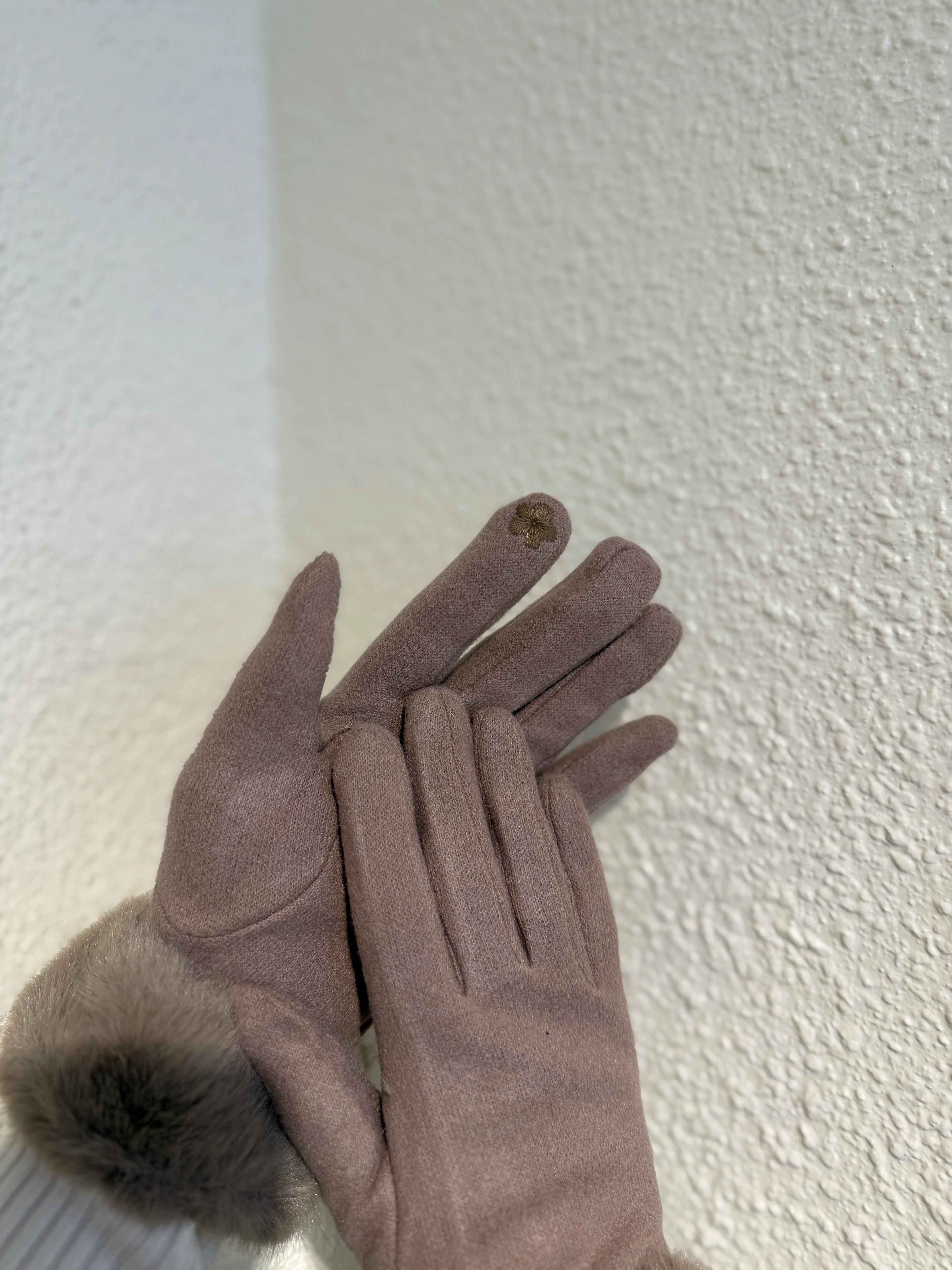 Kürklü Dokunmatik Vizon Renk Eldiven