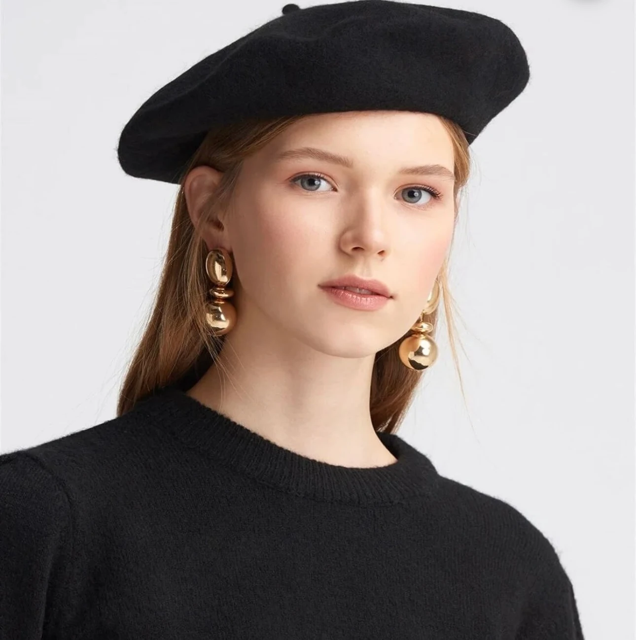 Siyah Yün Ressam Bere