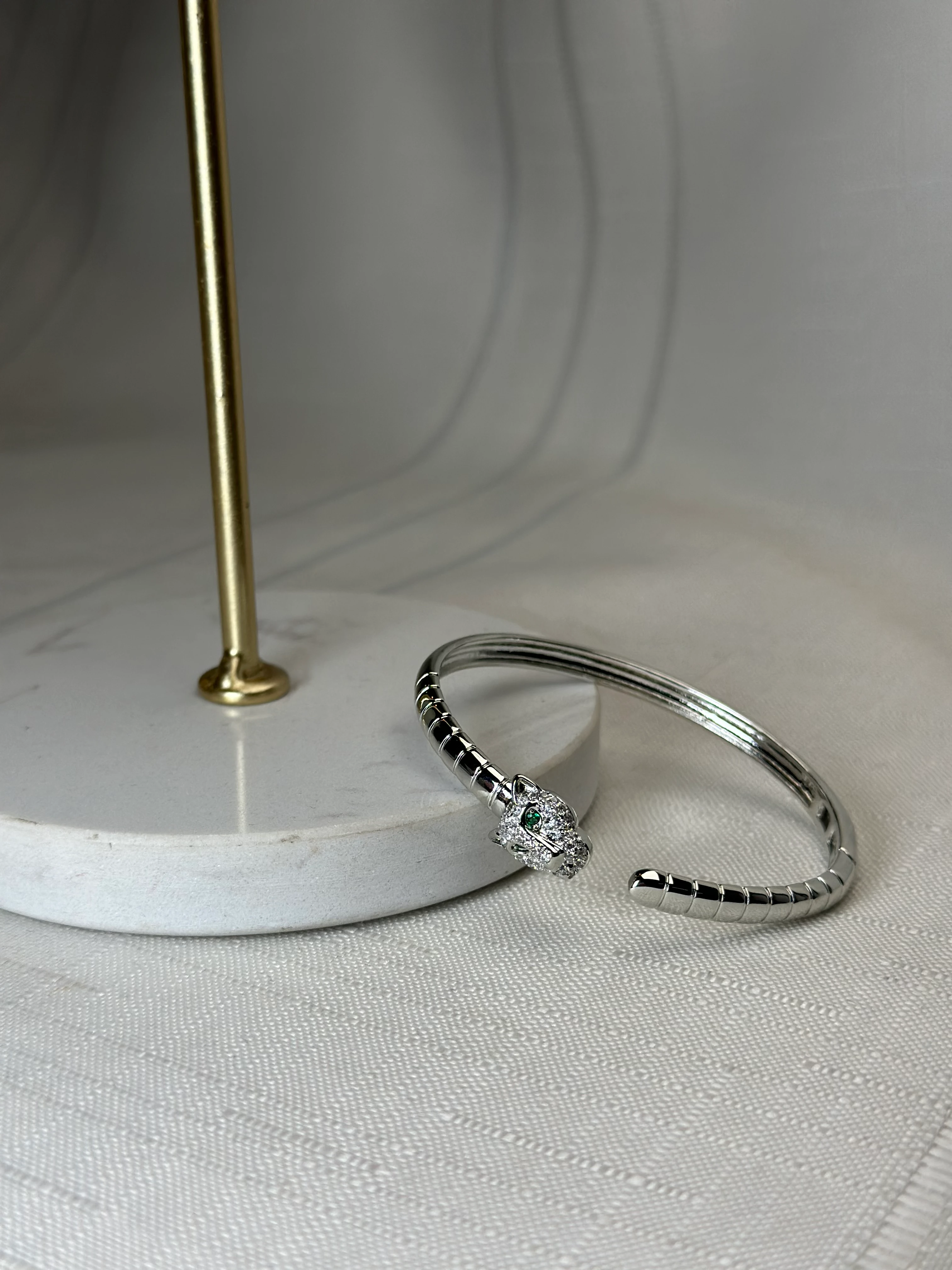 Özel Seri Gümüş Renk Zirkonyum Kaplan Bilezik