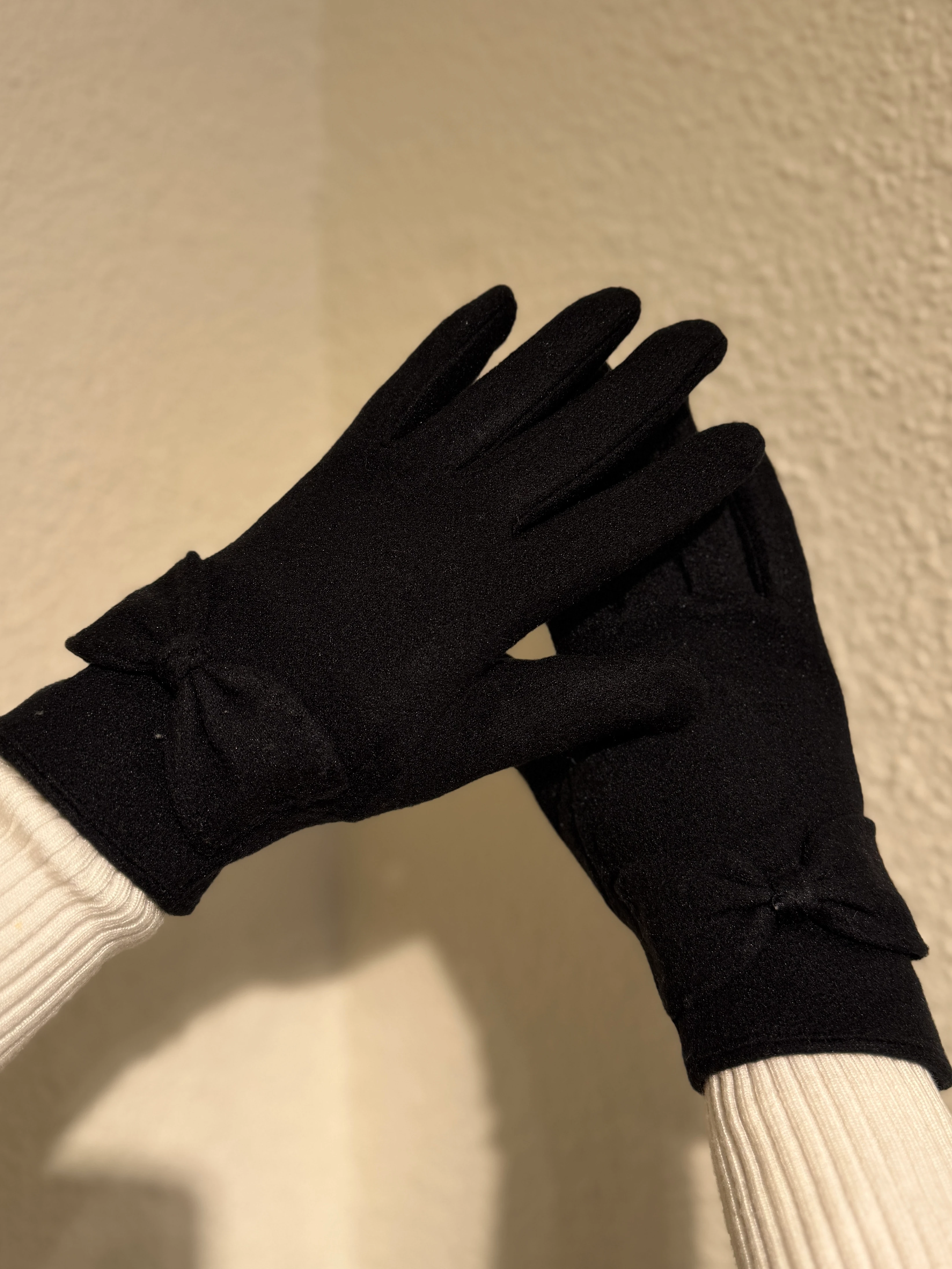 Fiyonklu Dokunmatik Siyah Eldiven