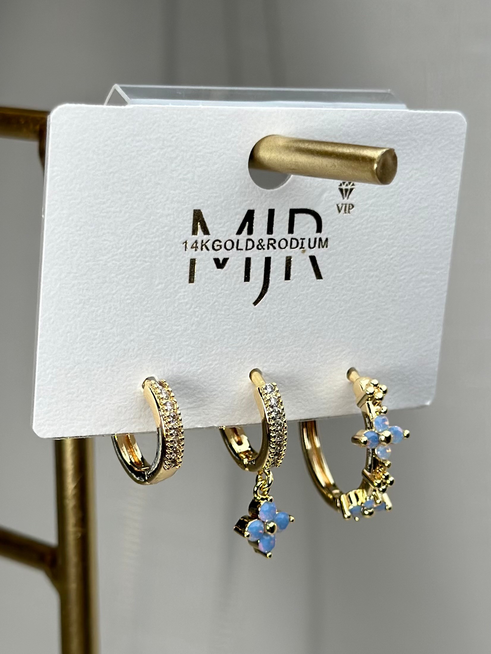 Özel Seri Gold Renk Mavi Taş Mini Yonca Üçlü Küpe