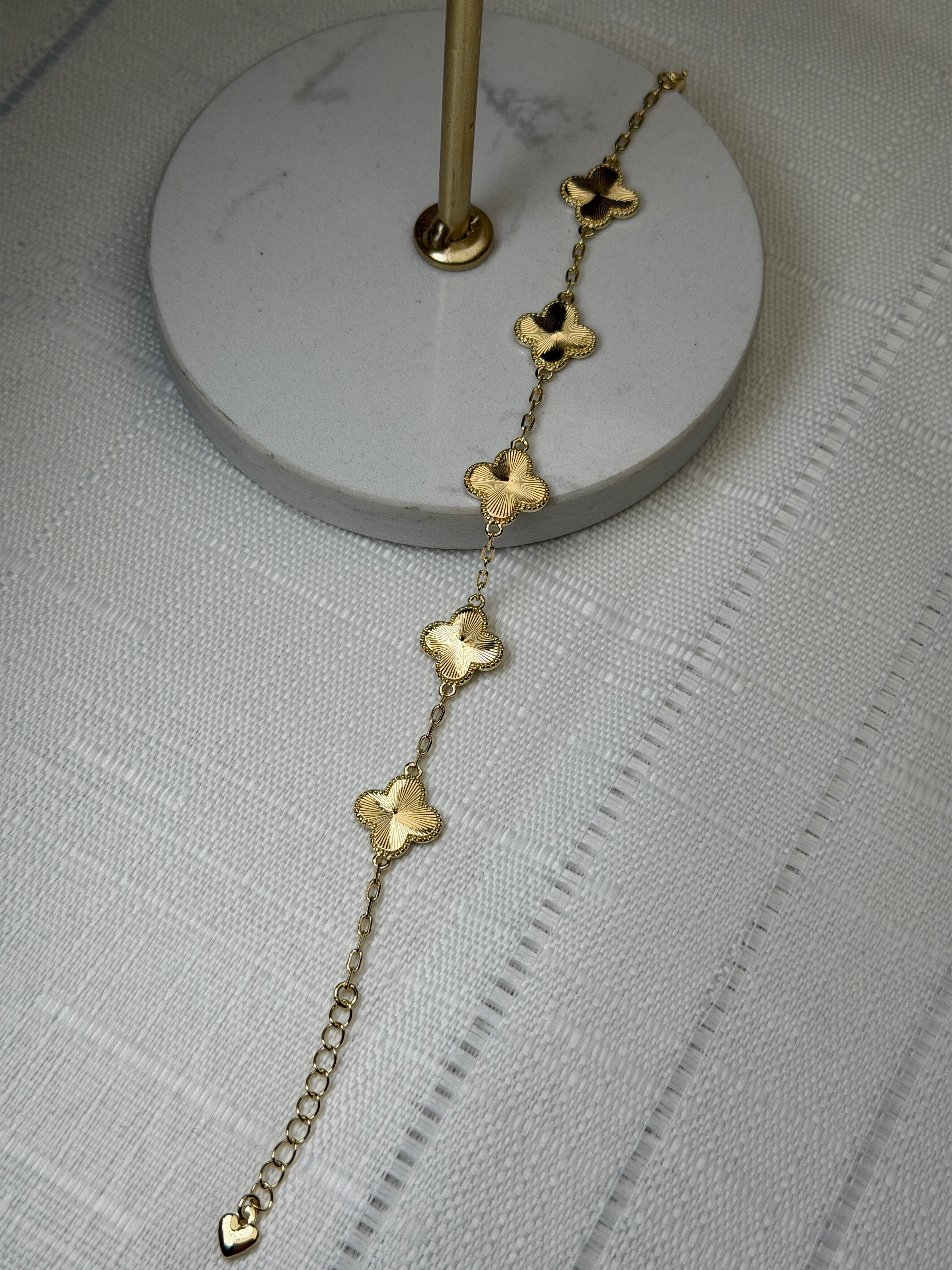 Özel Seri Marka Model 14K Yonca Bileklik