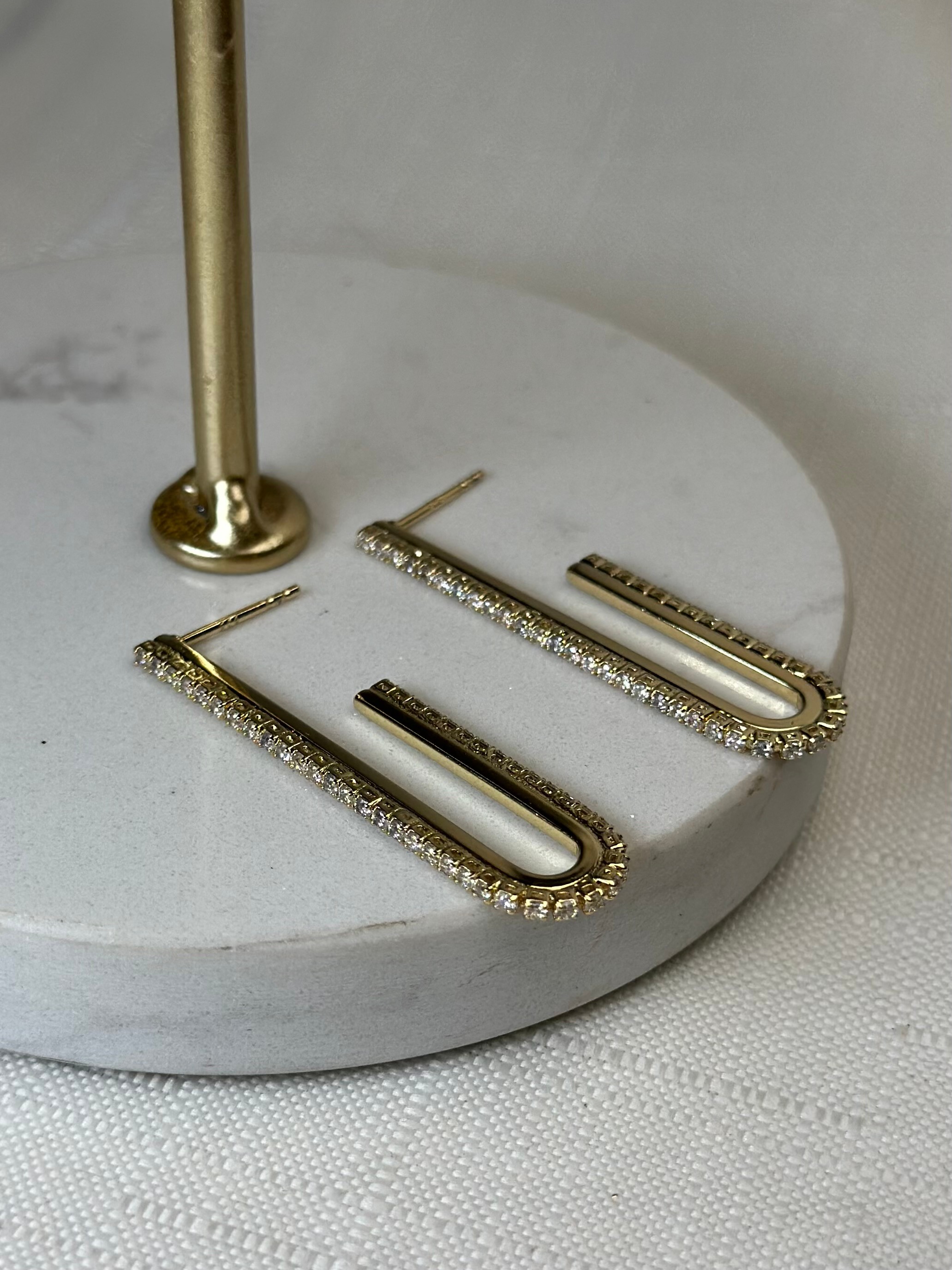 Xuping 14k Zirkon Taşlı U Küpe