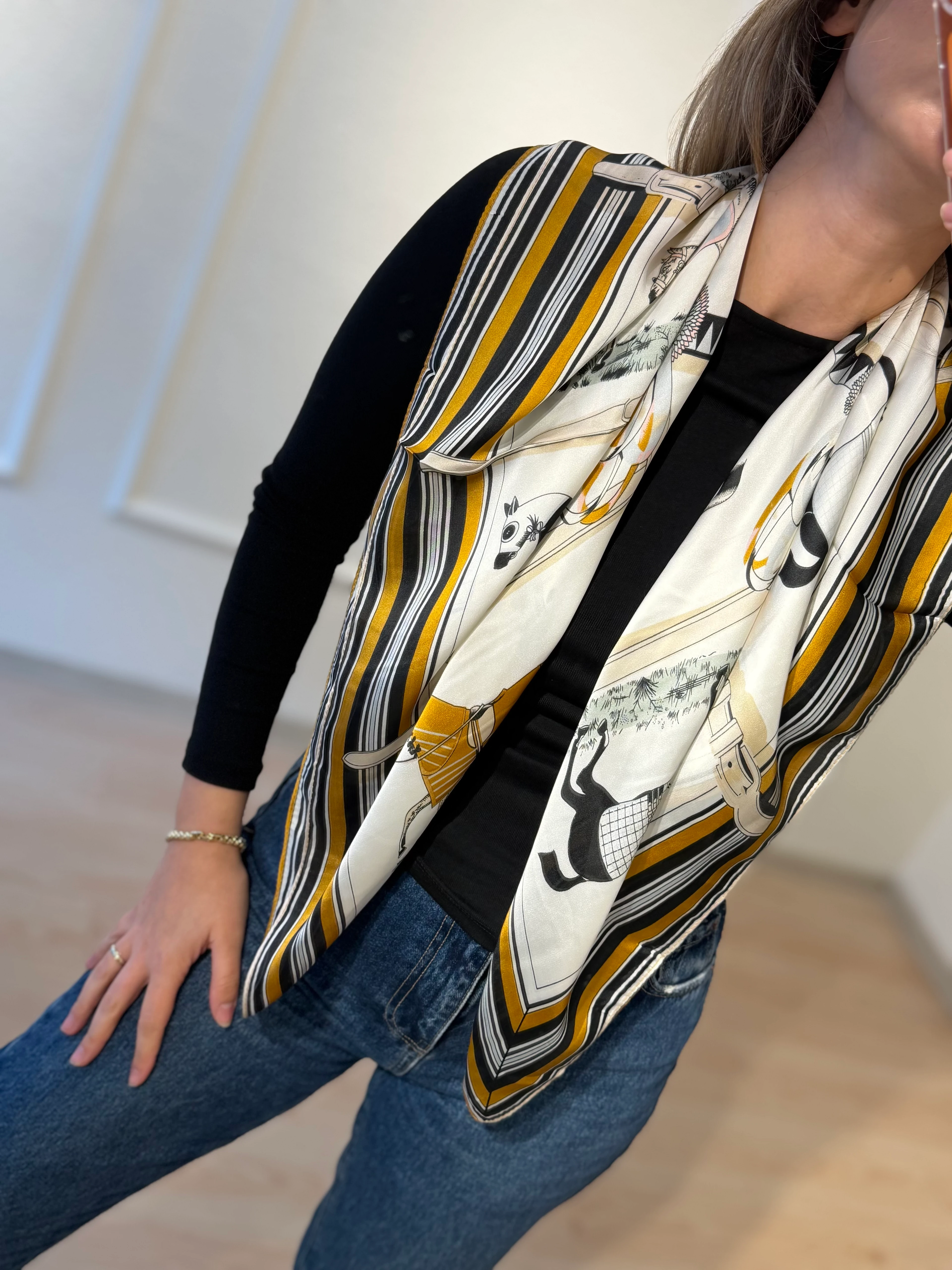 At Desenli Fular 90*90cm 