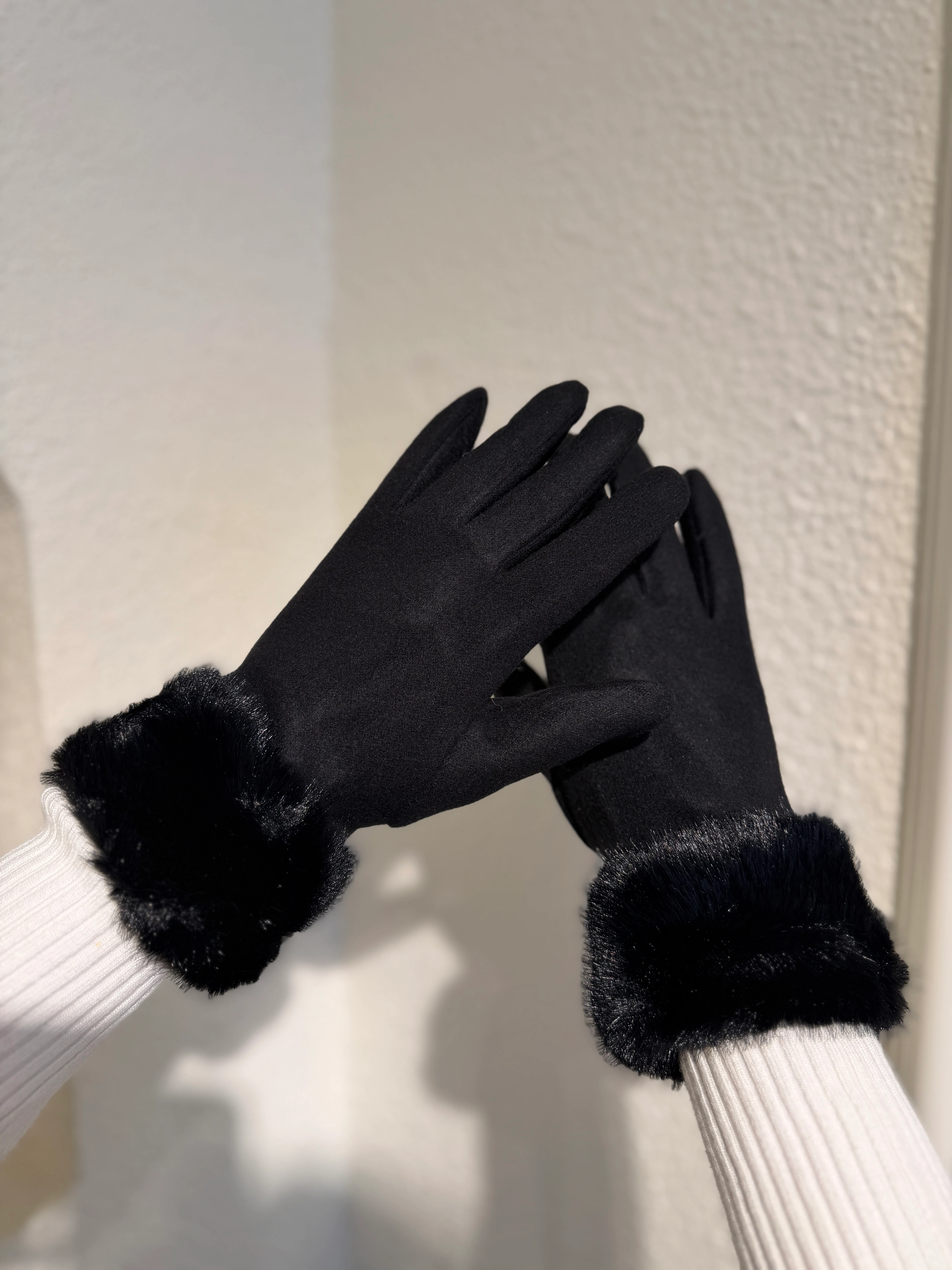 Kürklü Dokunmatik Siyah Eldiven