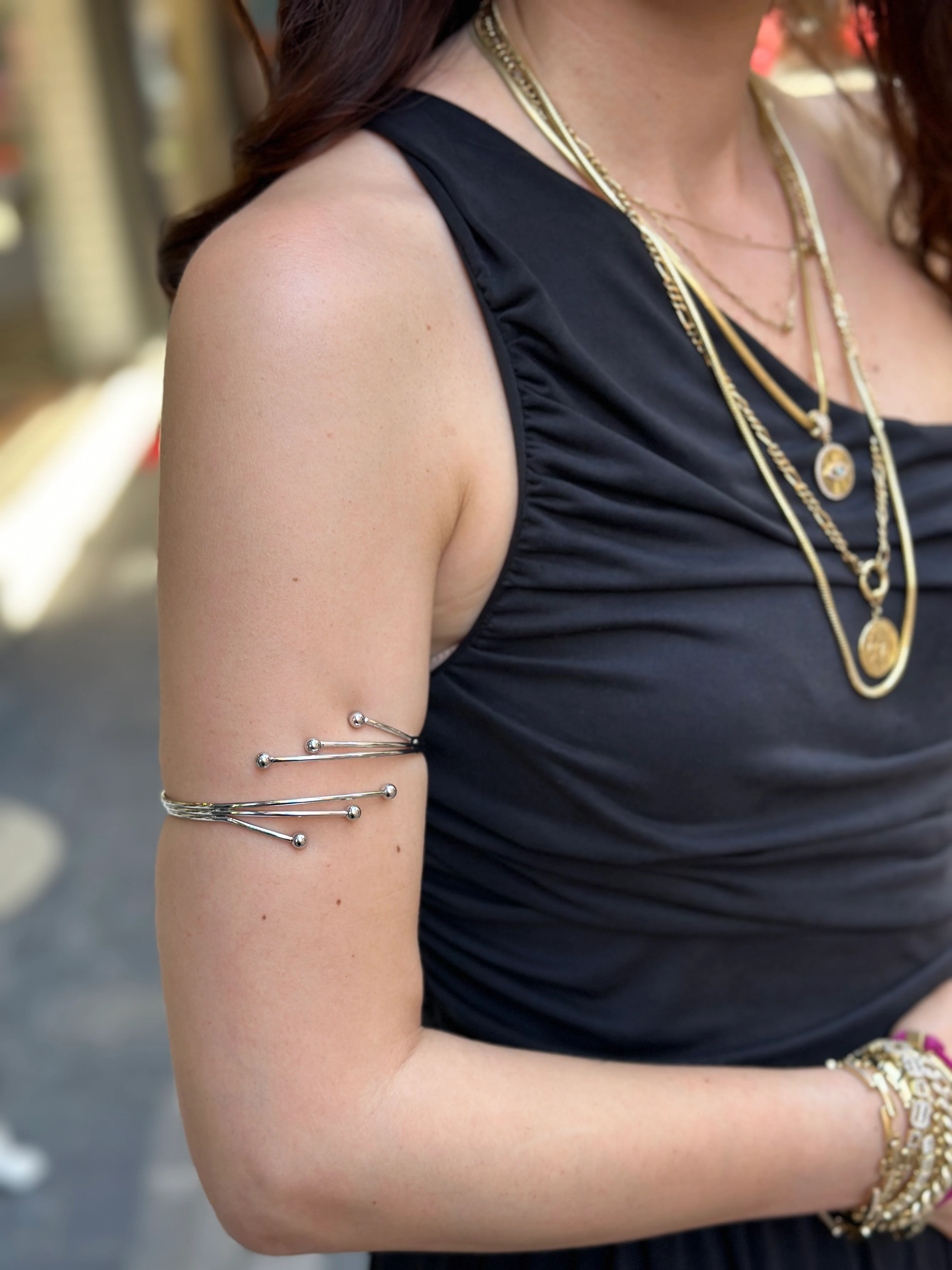 Gümüş Renk Top Detay Pazu Bilekliği